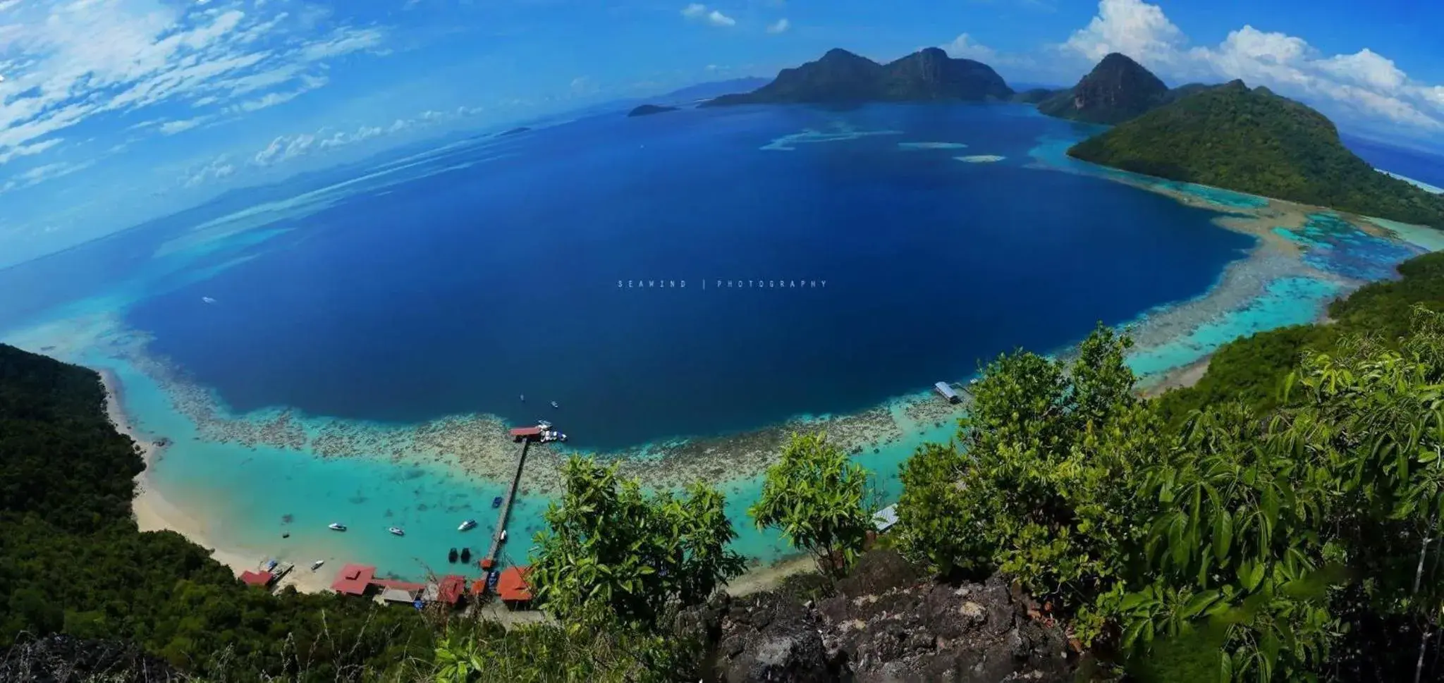 Other, Bird's-eye View in Ang Lee Holiday Stay