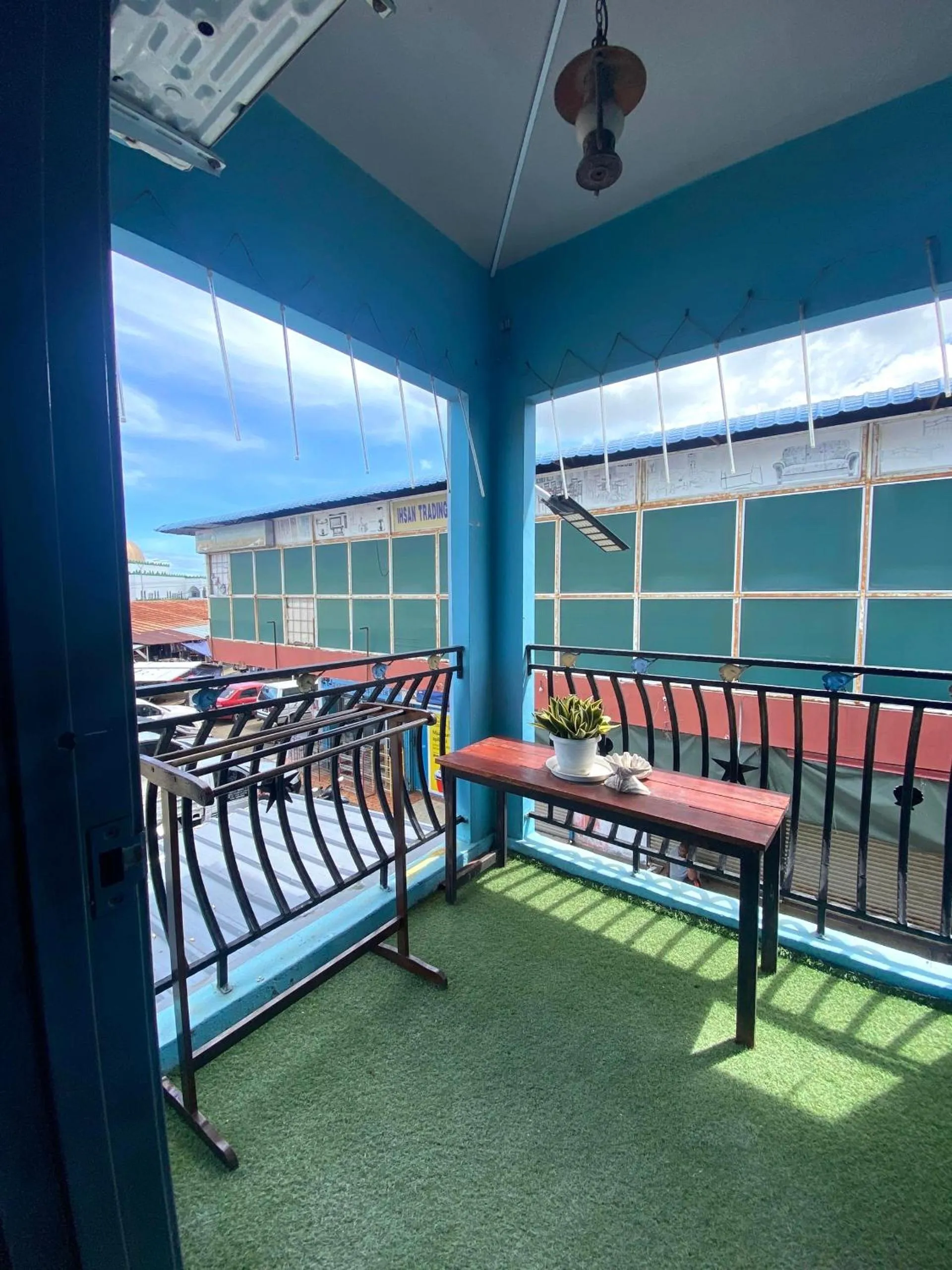 Ang Lee Holiday Stay