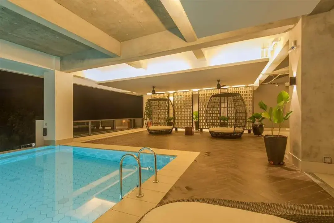 Swimming pool in Jinhold Hotel & Serviced Apartment Swimming pool in Jinhold Hotel & Serviced Apartment
