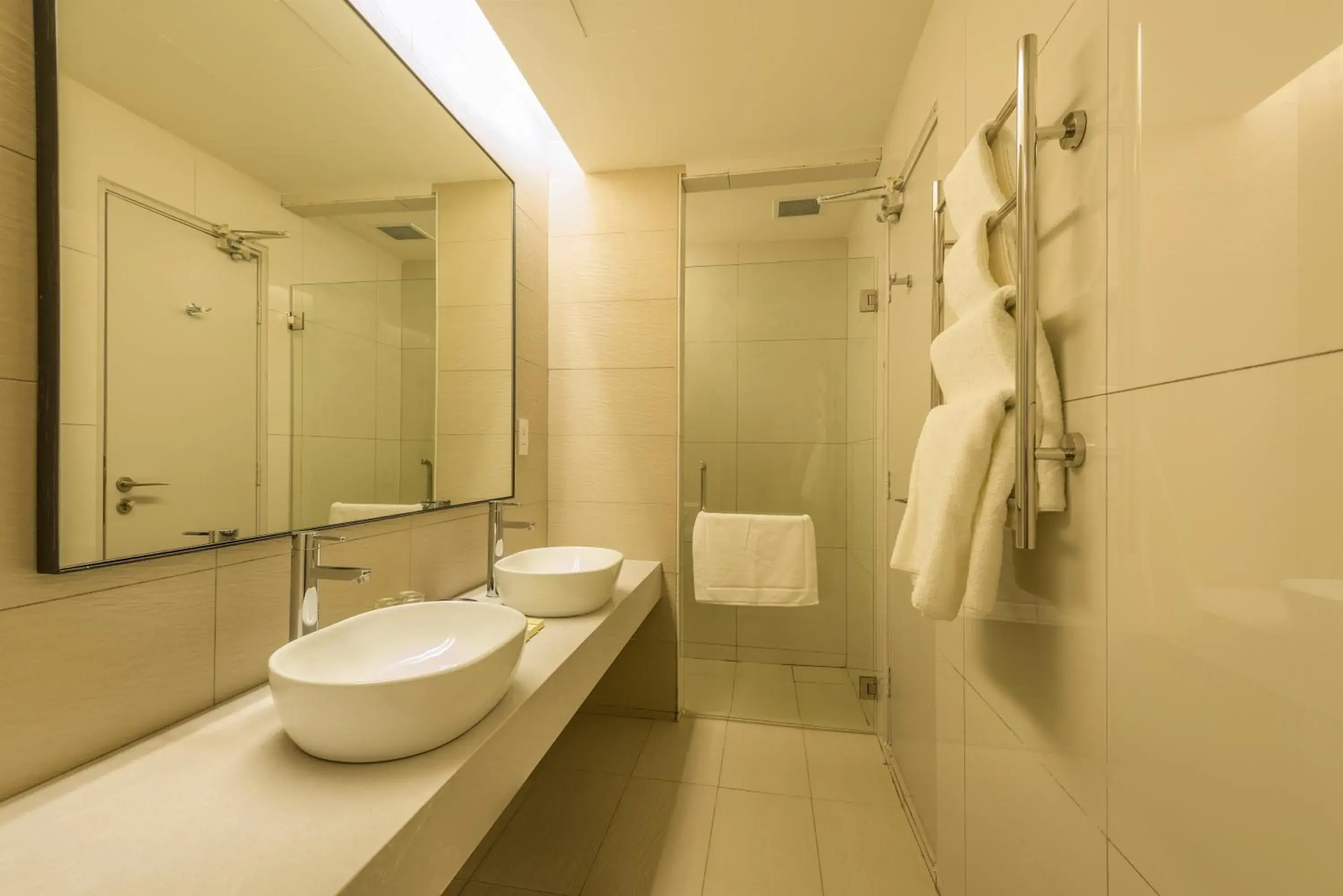 Bathroom in Jinhold Hotel & Serviced Apartment Bathroom in Jinhold Hotel & Serviced Apartment