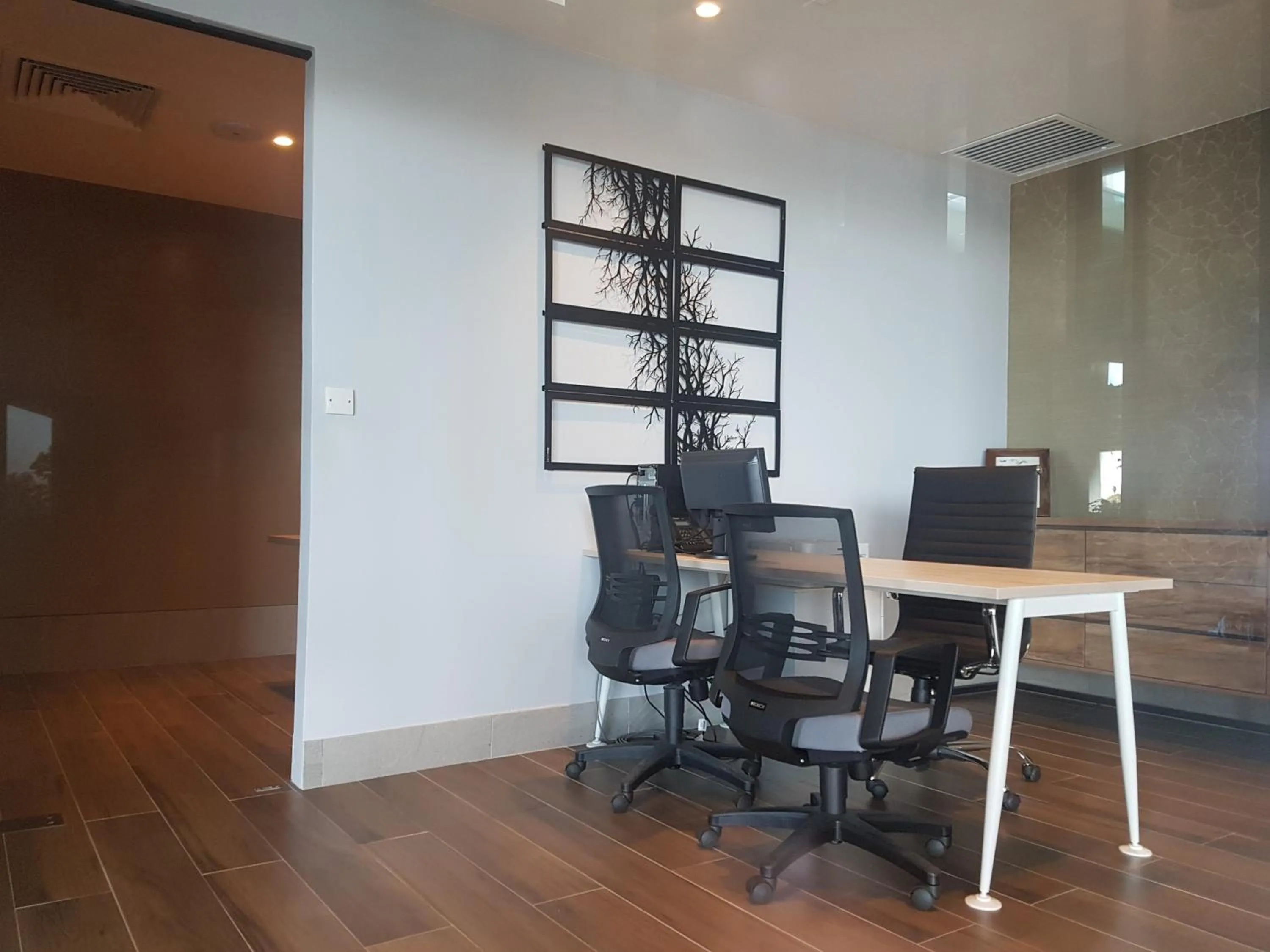 Business facilities in Jinhold Hotel & Serviced Apartment