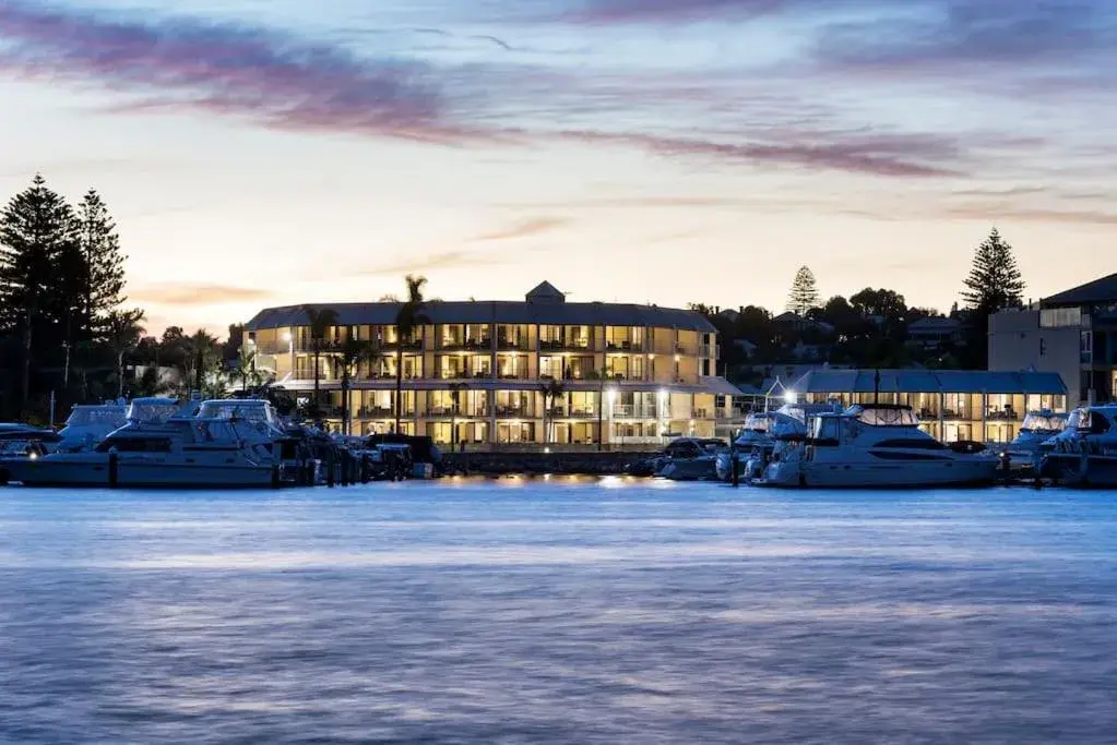 Property building in Pier 21 Riverside Apartment Hotel Property building in Pier 21 Riverside Apartment Hotel