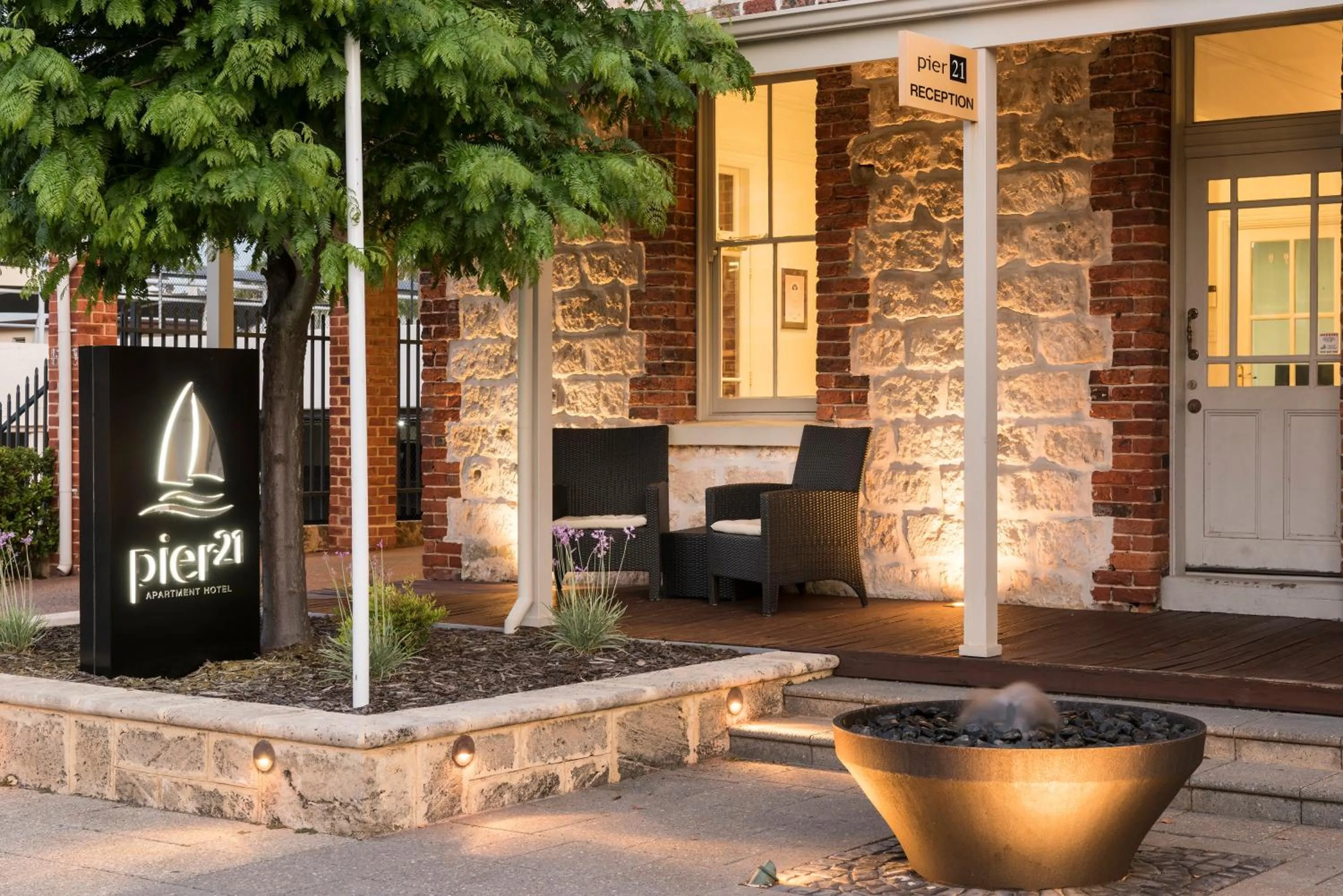 Facade/entrance in Pier 21 Riverside Apartment Hotel