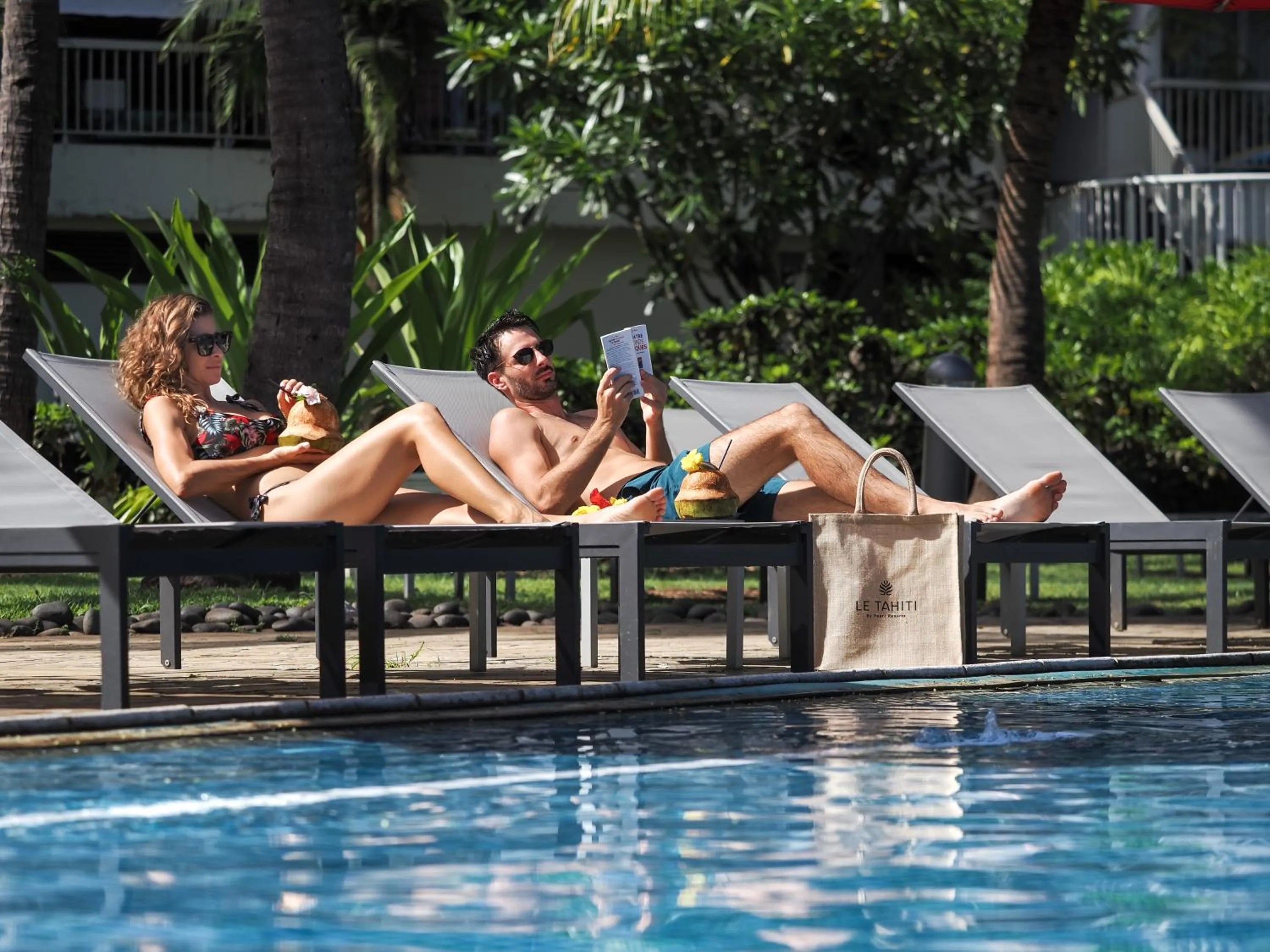 Swimming pool in Le Tahiti by Pearl Resorts