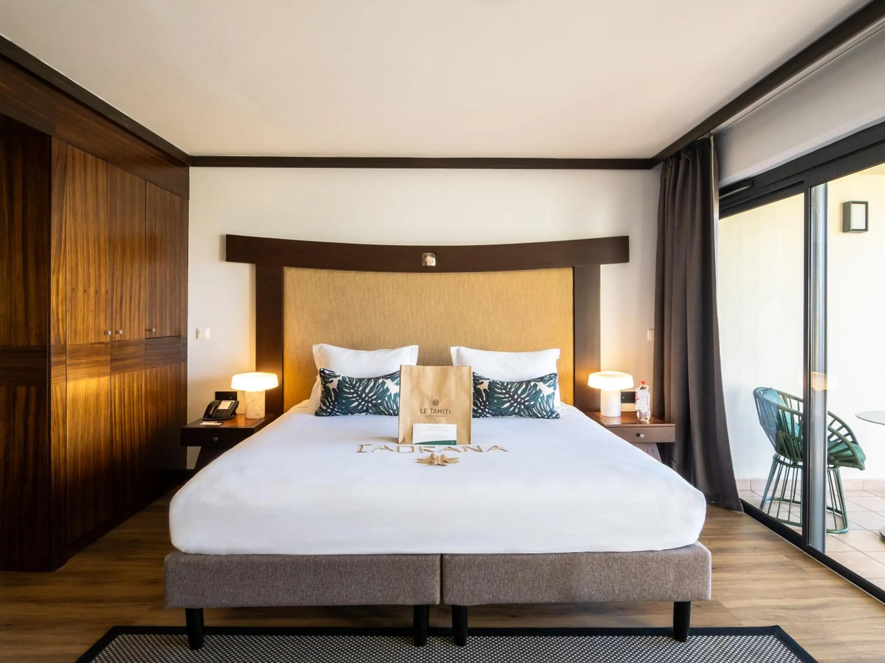 Bedroom, Bed in Le Tahiti by Pearl Resorts