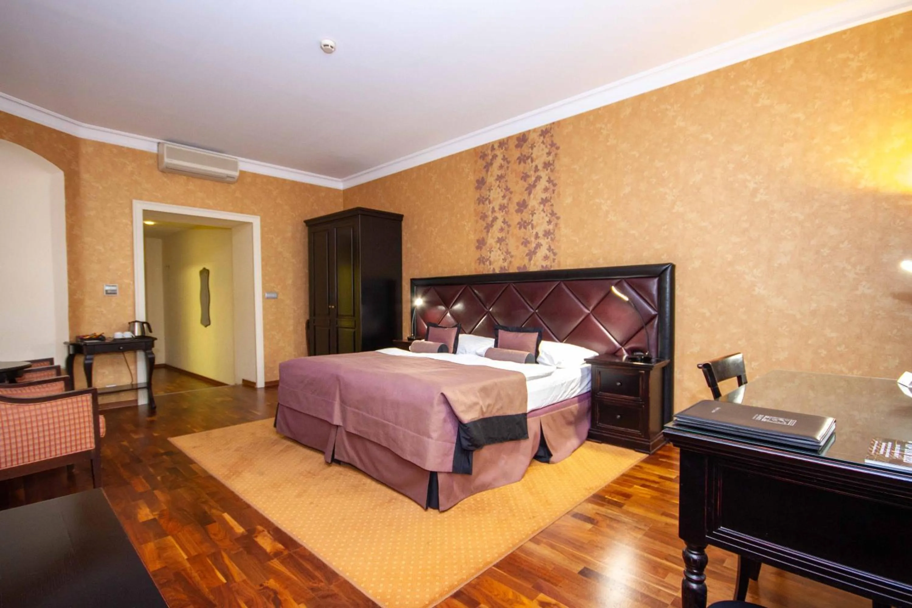 Bed in SKARITZ Hotel & Residence