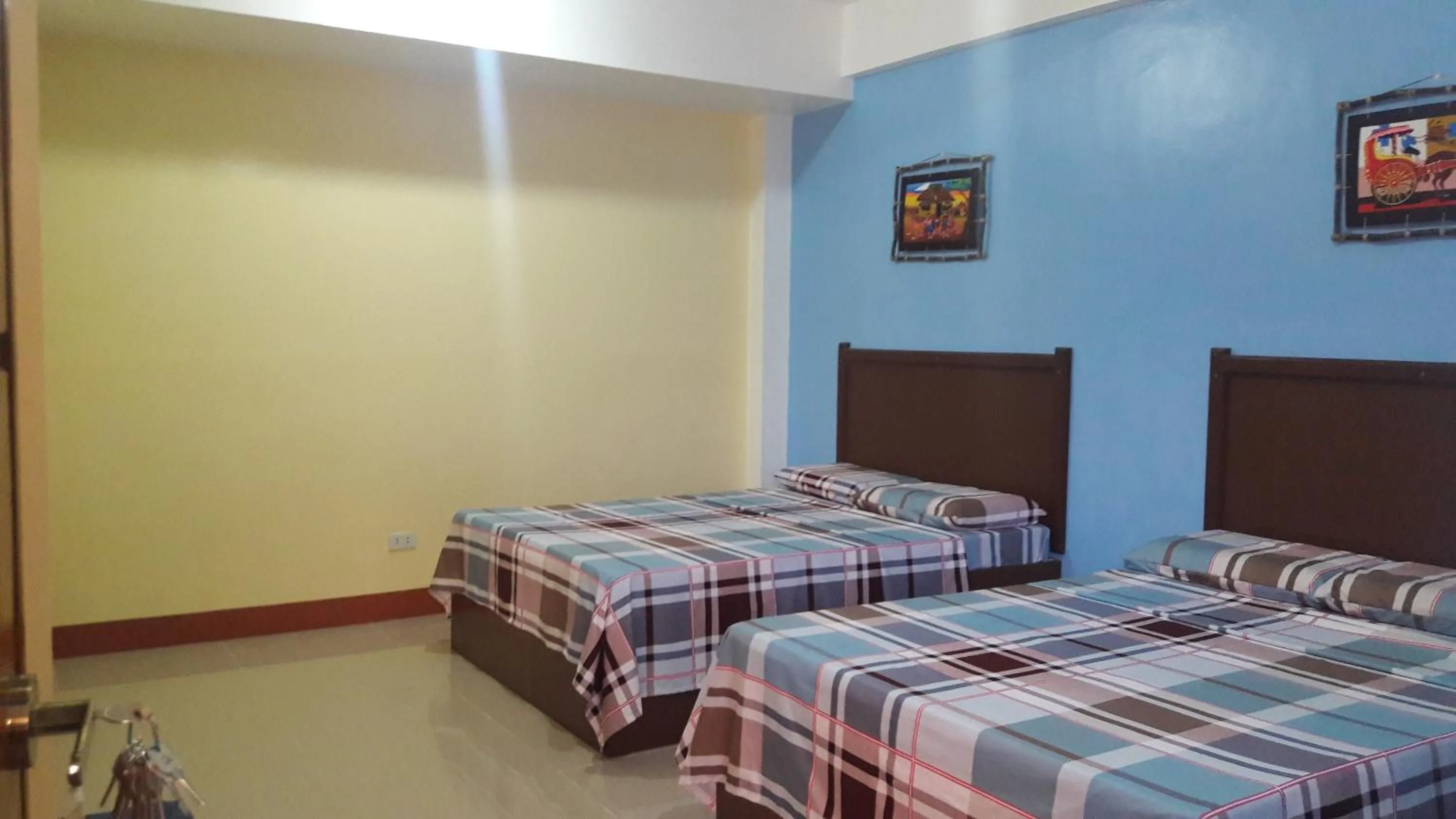 cot, Bed in Mayon Lodging House