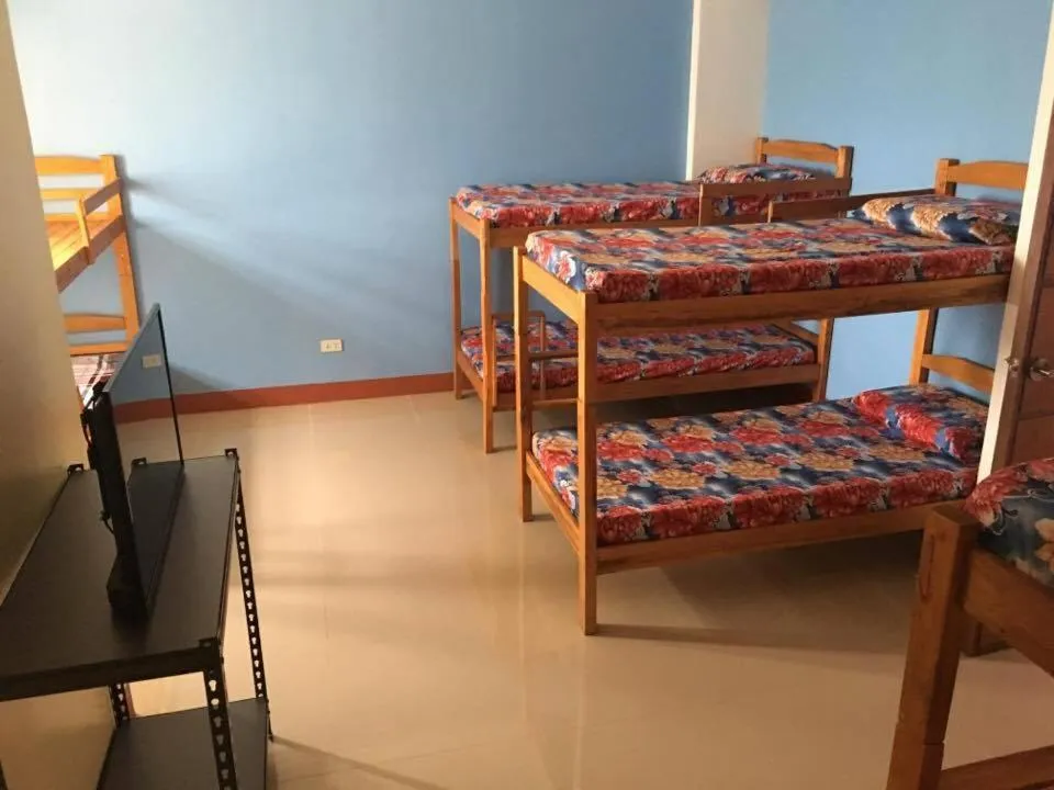 Bedroom, Bed in Mayon Lodging House