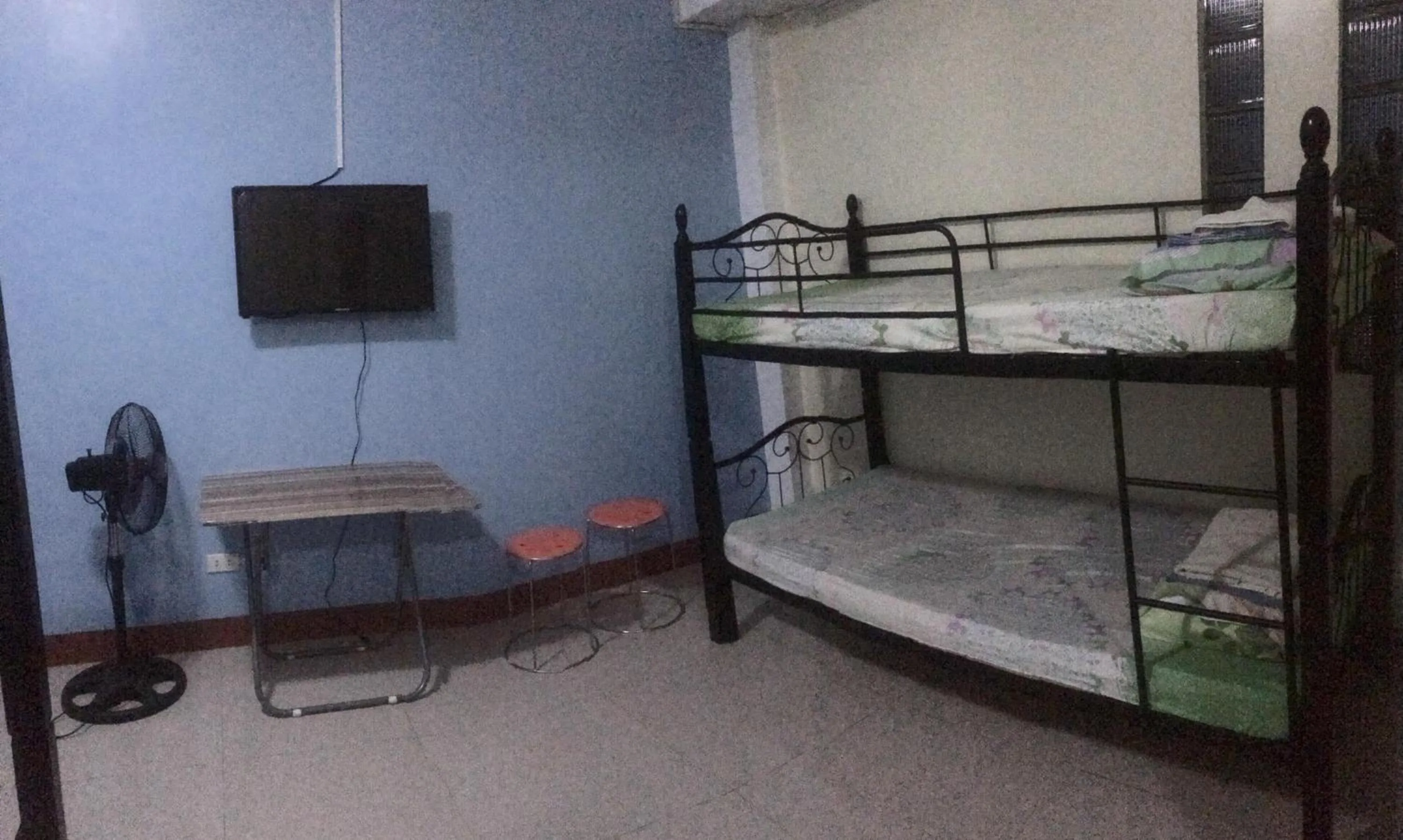 Bed in Mayon Lodging House