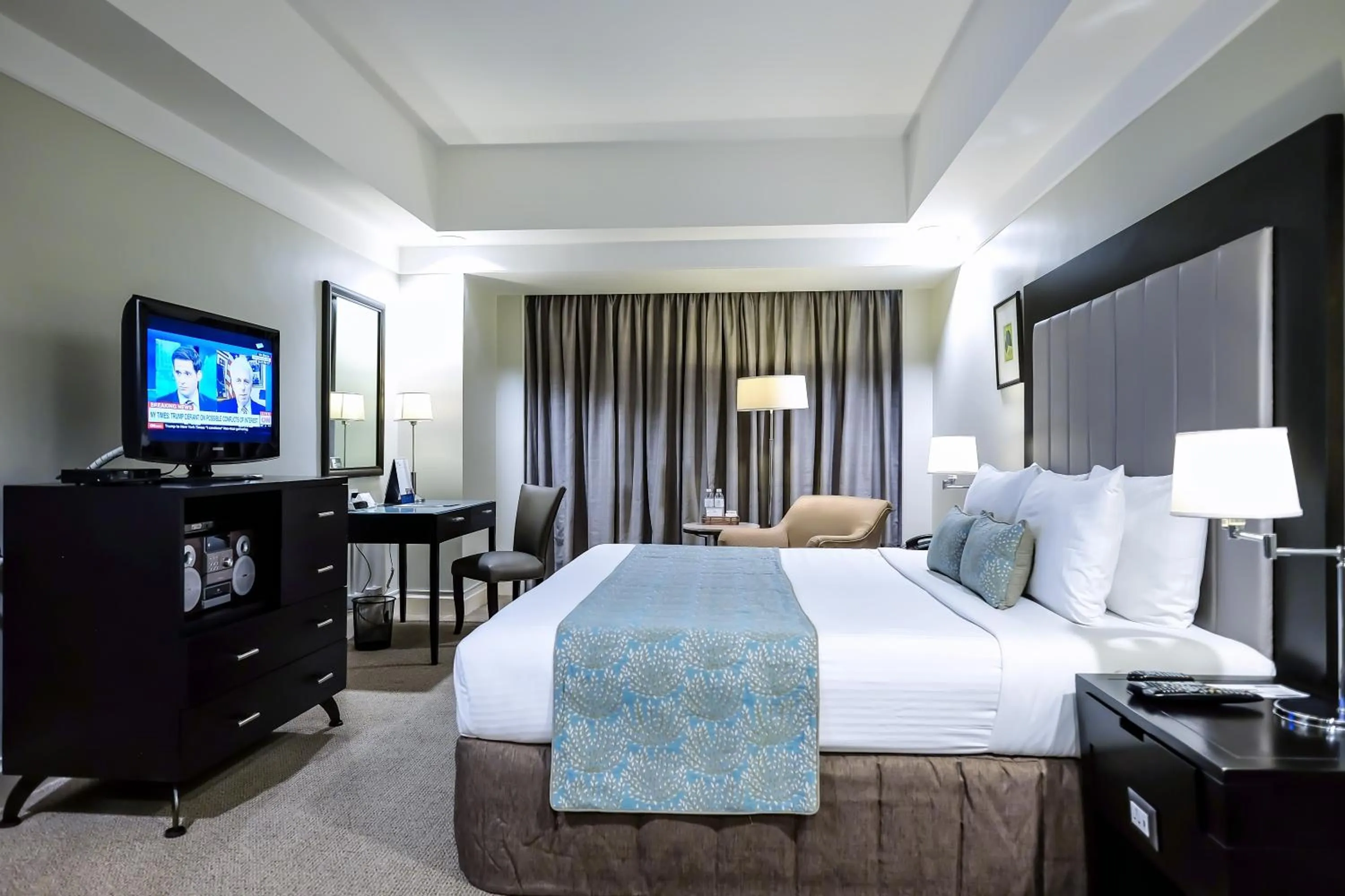 Photo of the whole room, Bed in Somerset Millennium Makati