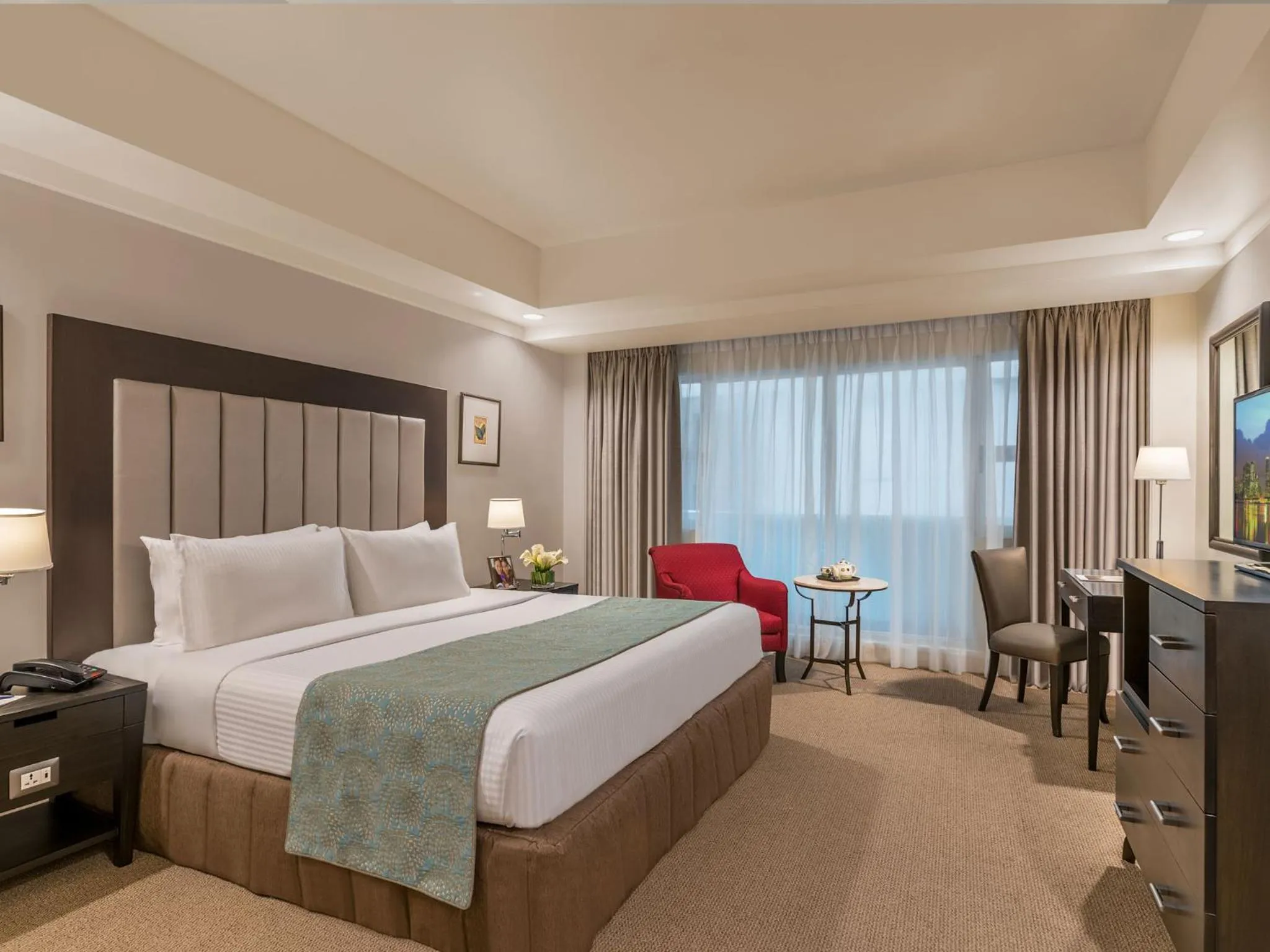 Bed in Somerset Millennium Makati