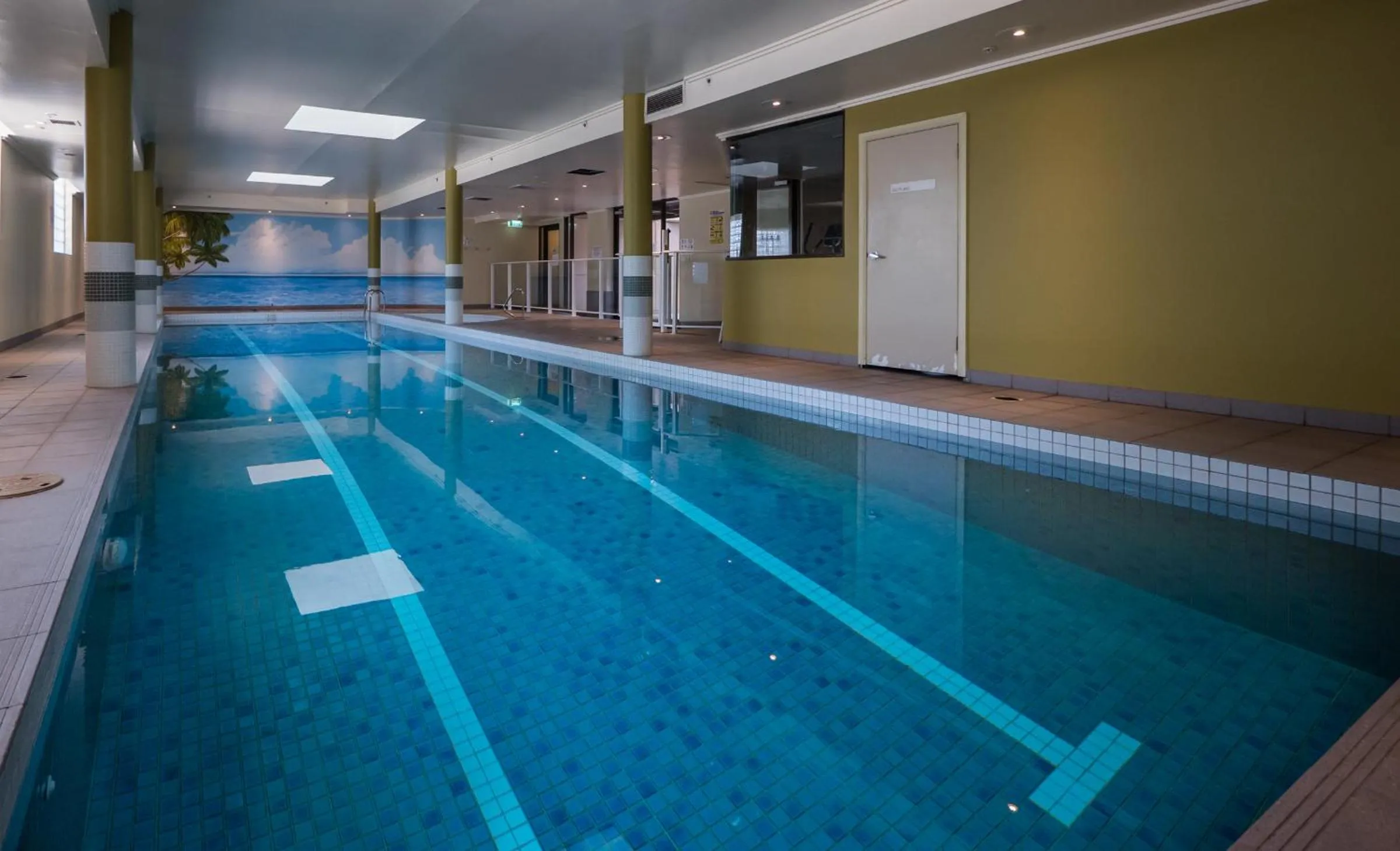 Swimming pool in Fiori Apartments
