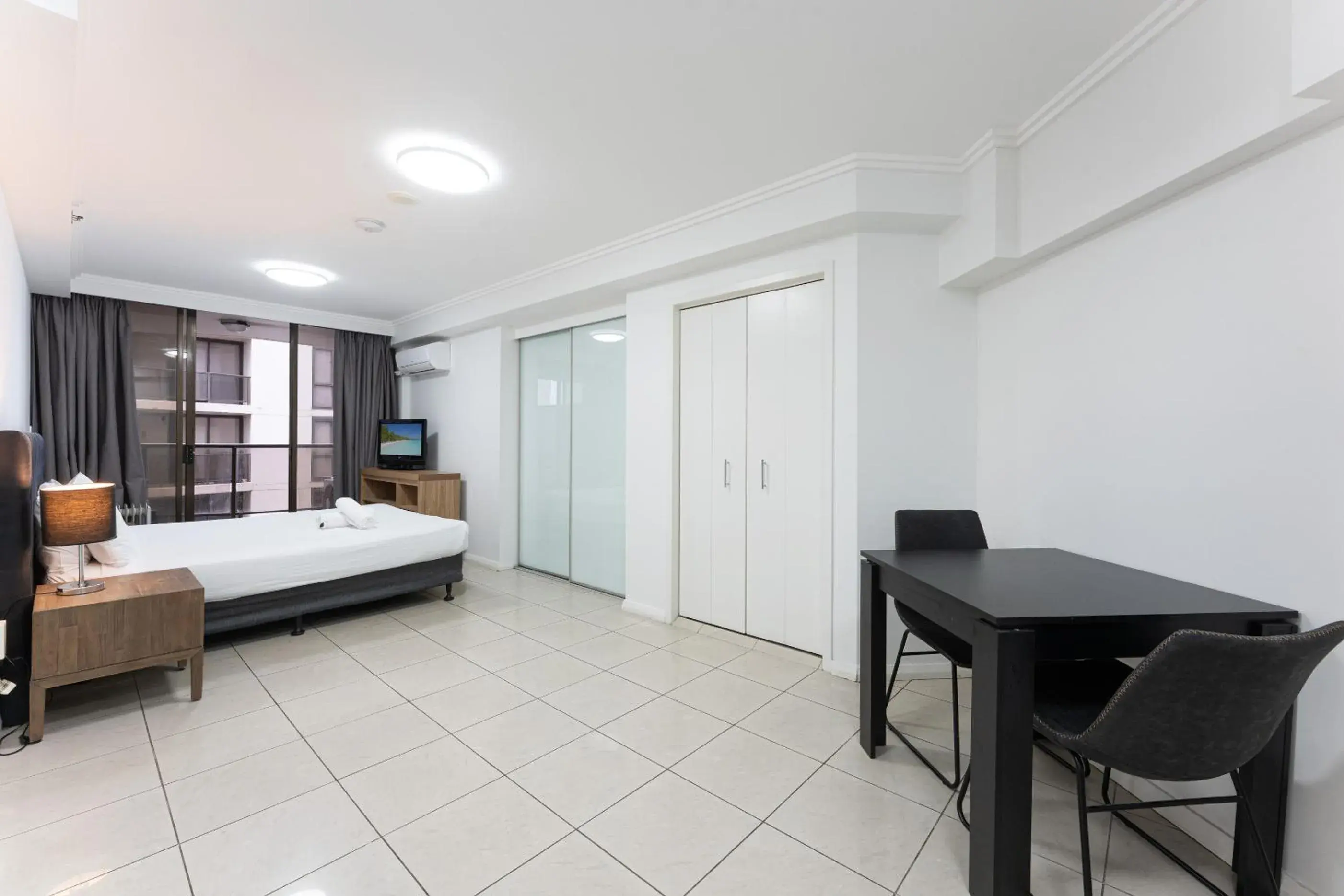 Bed in Fiori Apartments Bed in Fiori Apartments