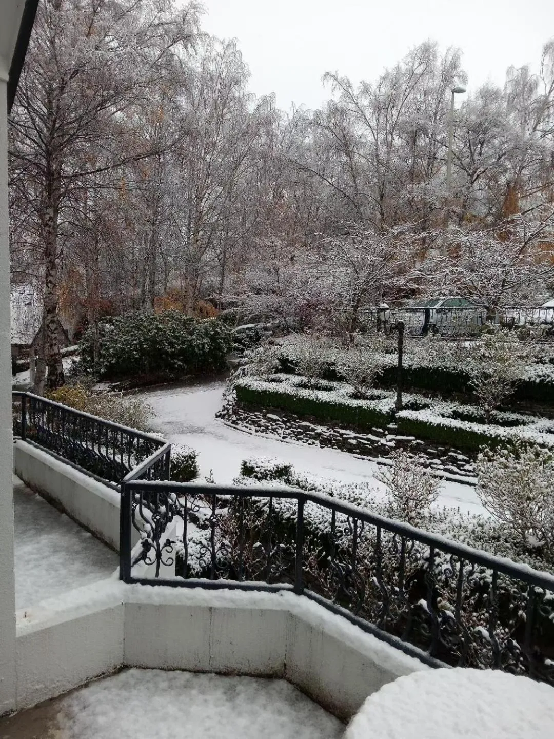 Winter in Nugget Point Hotel