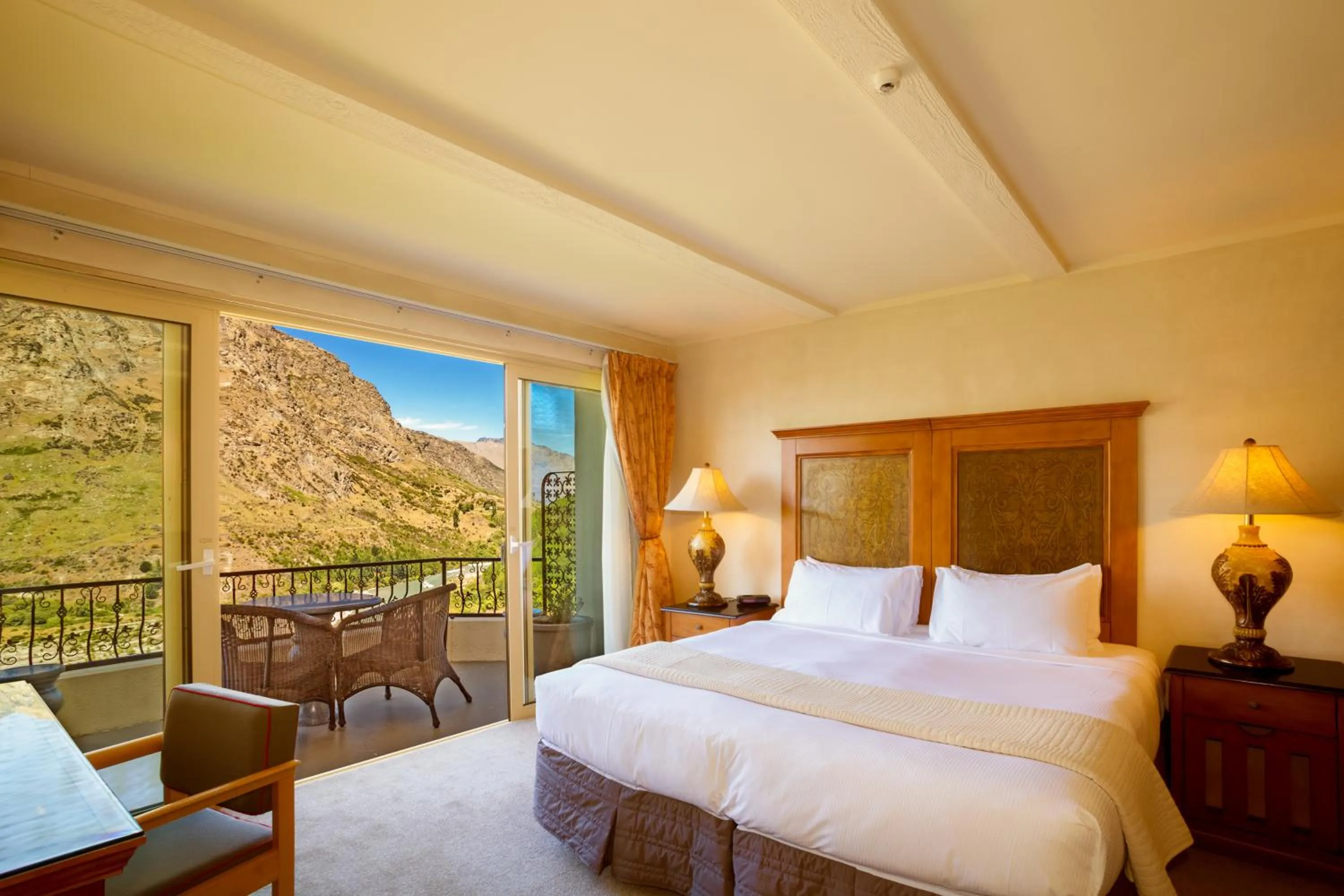 Balcony/Terrace in Nugget Point Hotel
