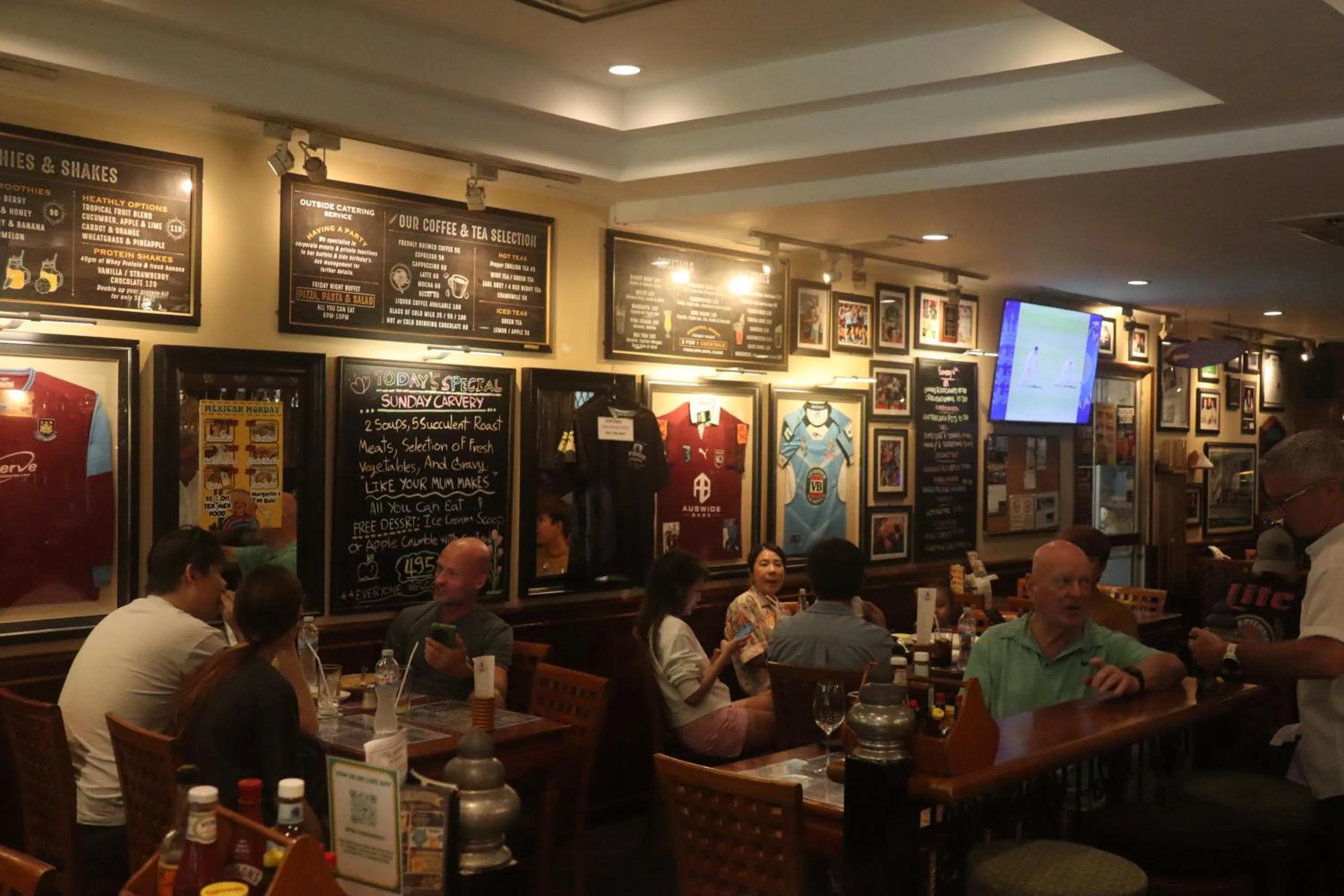 Restaurant/places to eat in Inn House- SHA Extra Plus