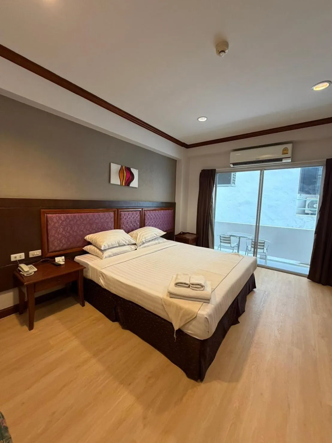 Bed in Inn House- SHA Extra Plus