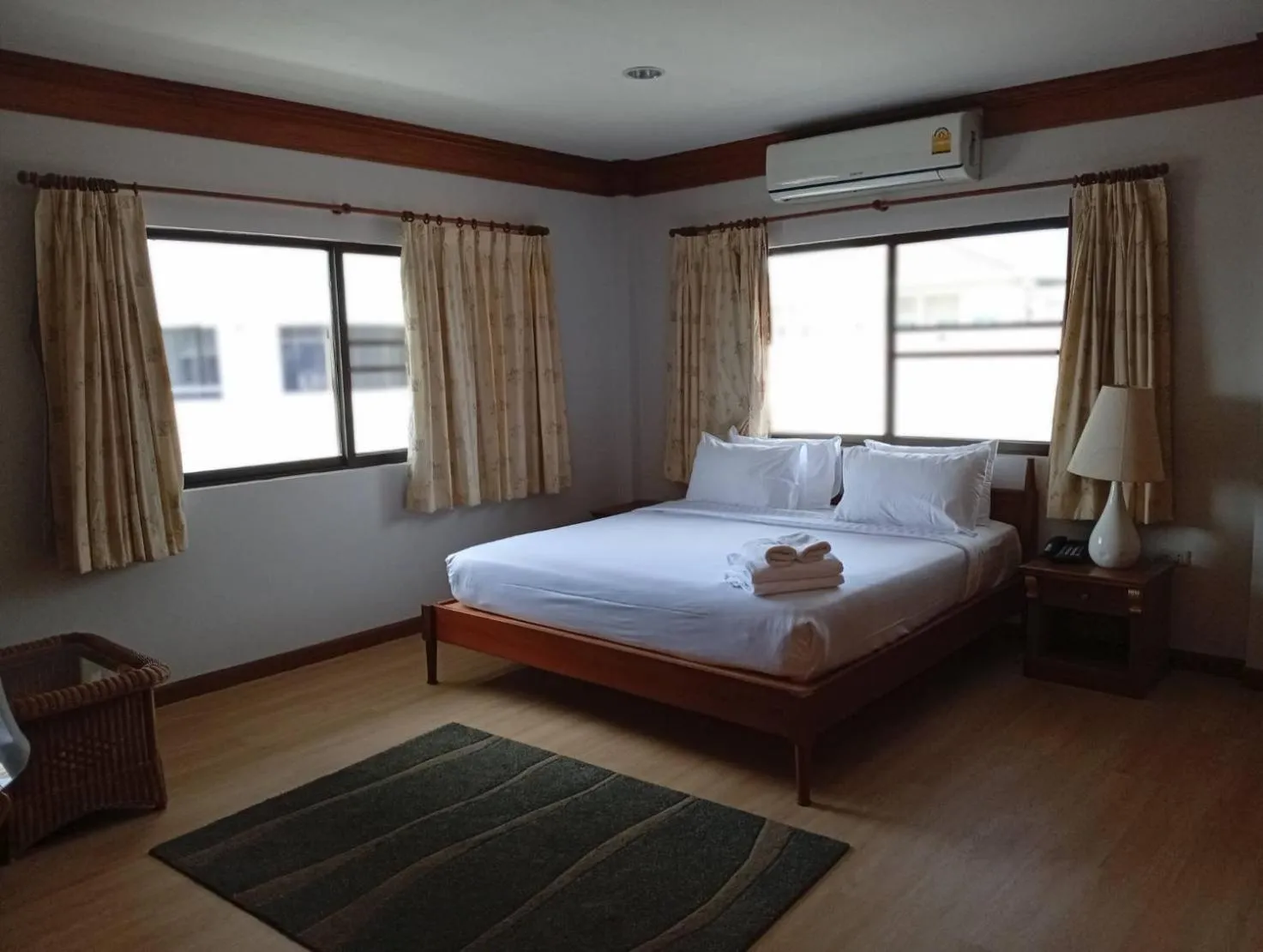 Bed in Inn House- SHA Extra Plus