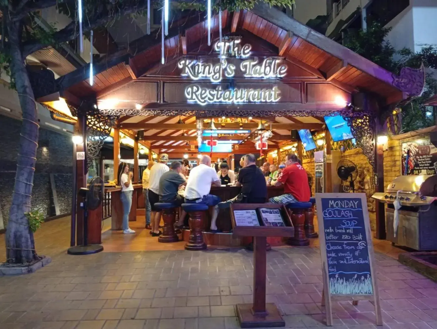 Restaurant/places to eat in Inn House- SHA Extra Plus Restaurant/places to eat in Inn House- SHA Extra Plus