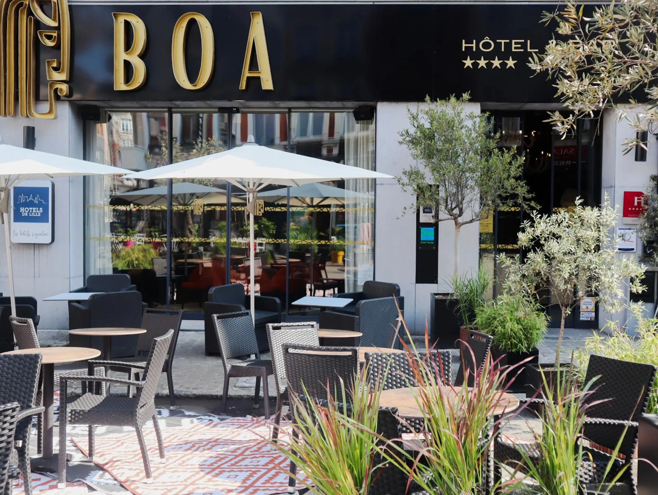 Patio in Boa Hotel - BW Signature Collection - Lille Centre Gares