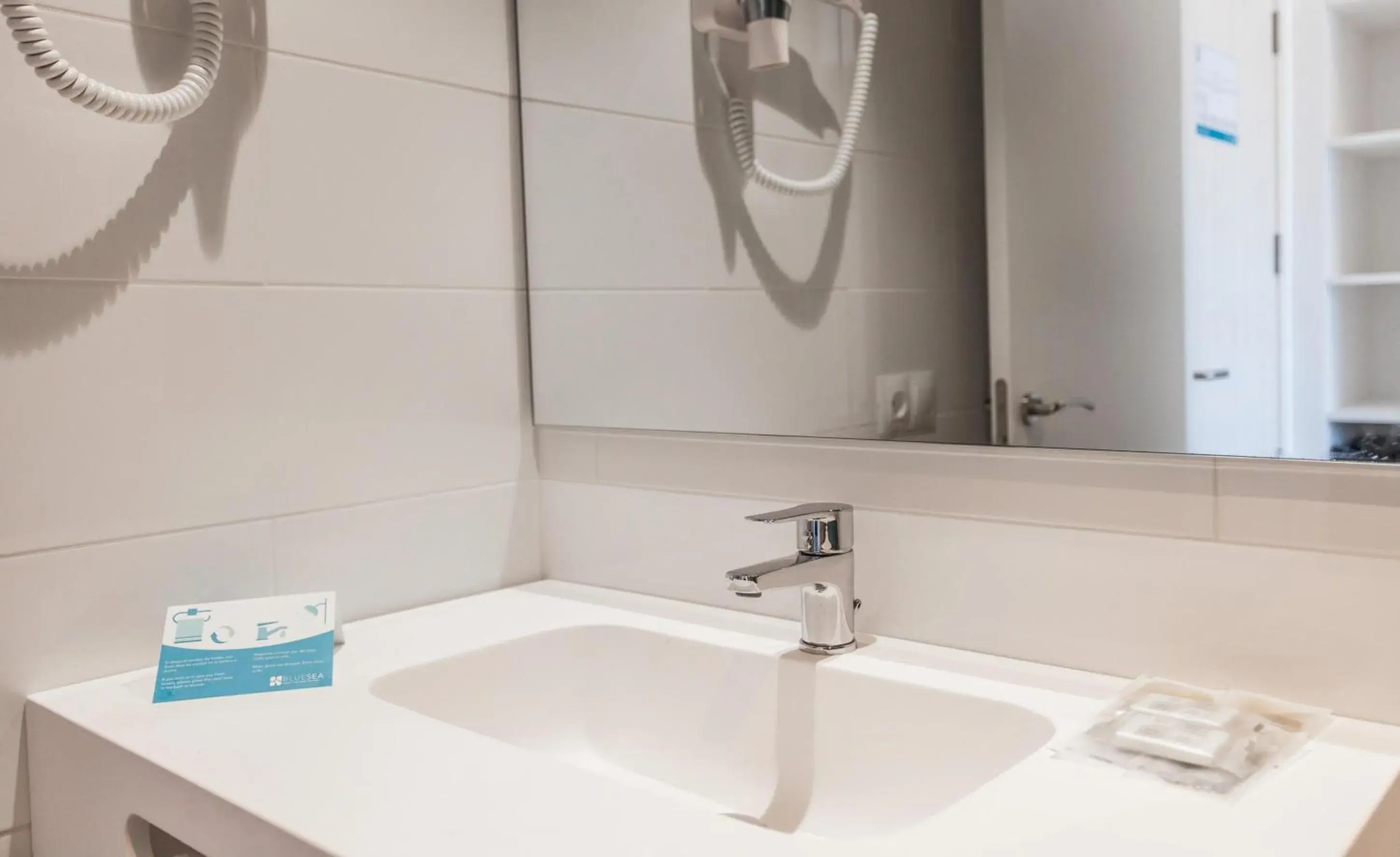 Bathroom in BLUESEA Gran Playa Bathroom in BLUESEA Gran Playa