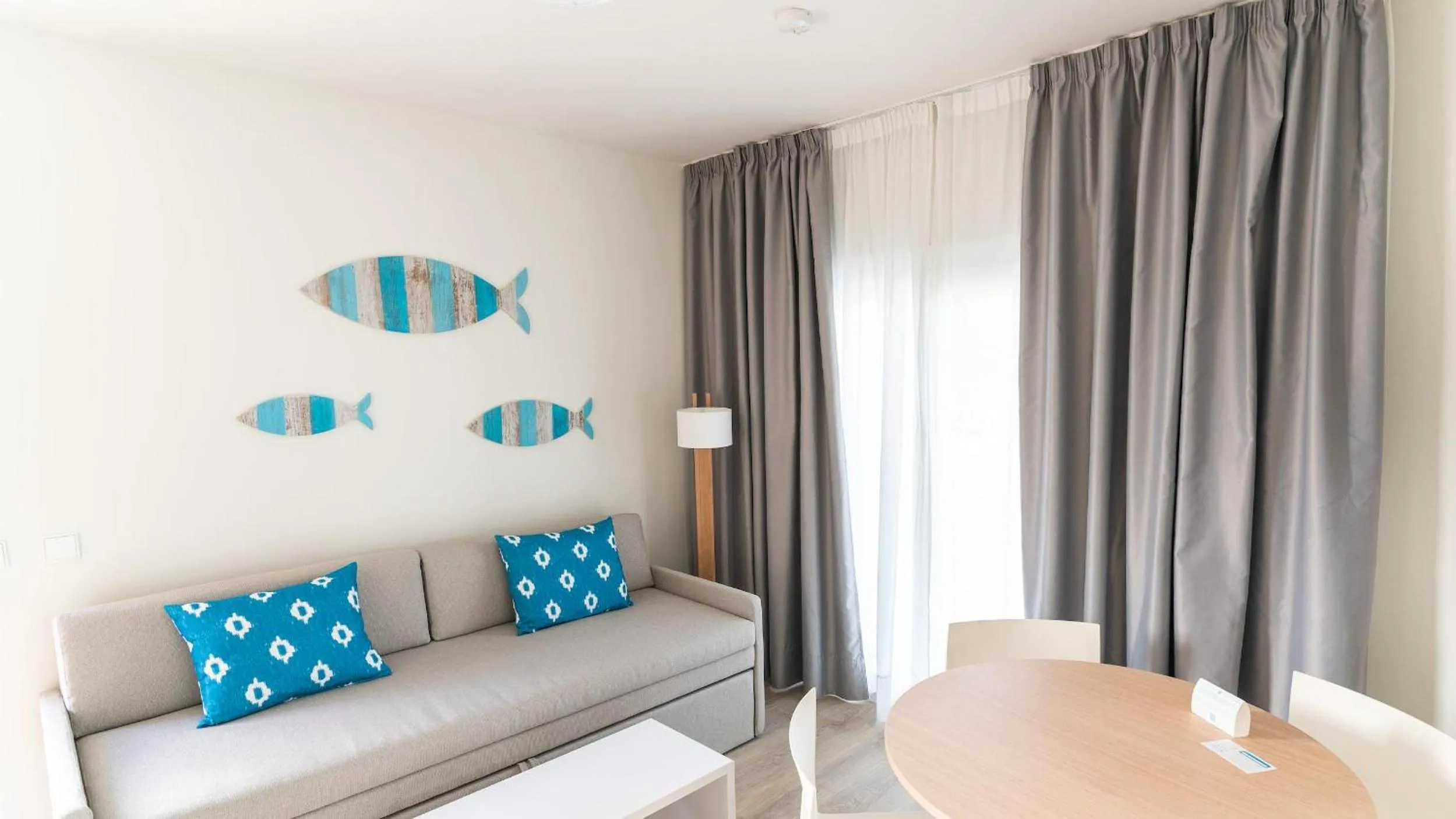 Photo of the whole room in BLUESEA Gran Playa