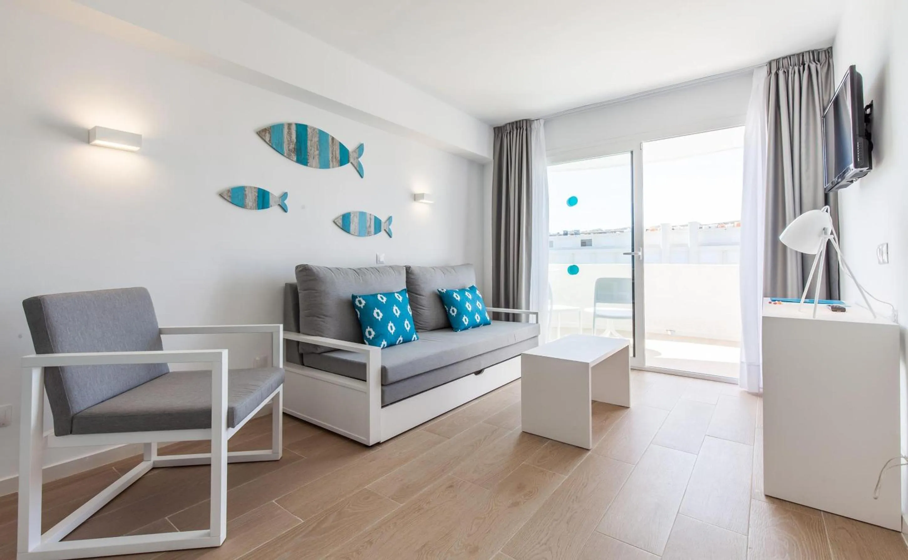 Photo of the whole room in BLUESEA Gran Playa