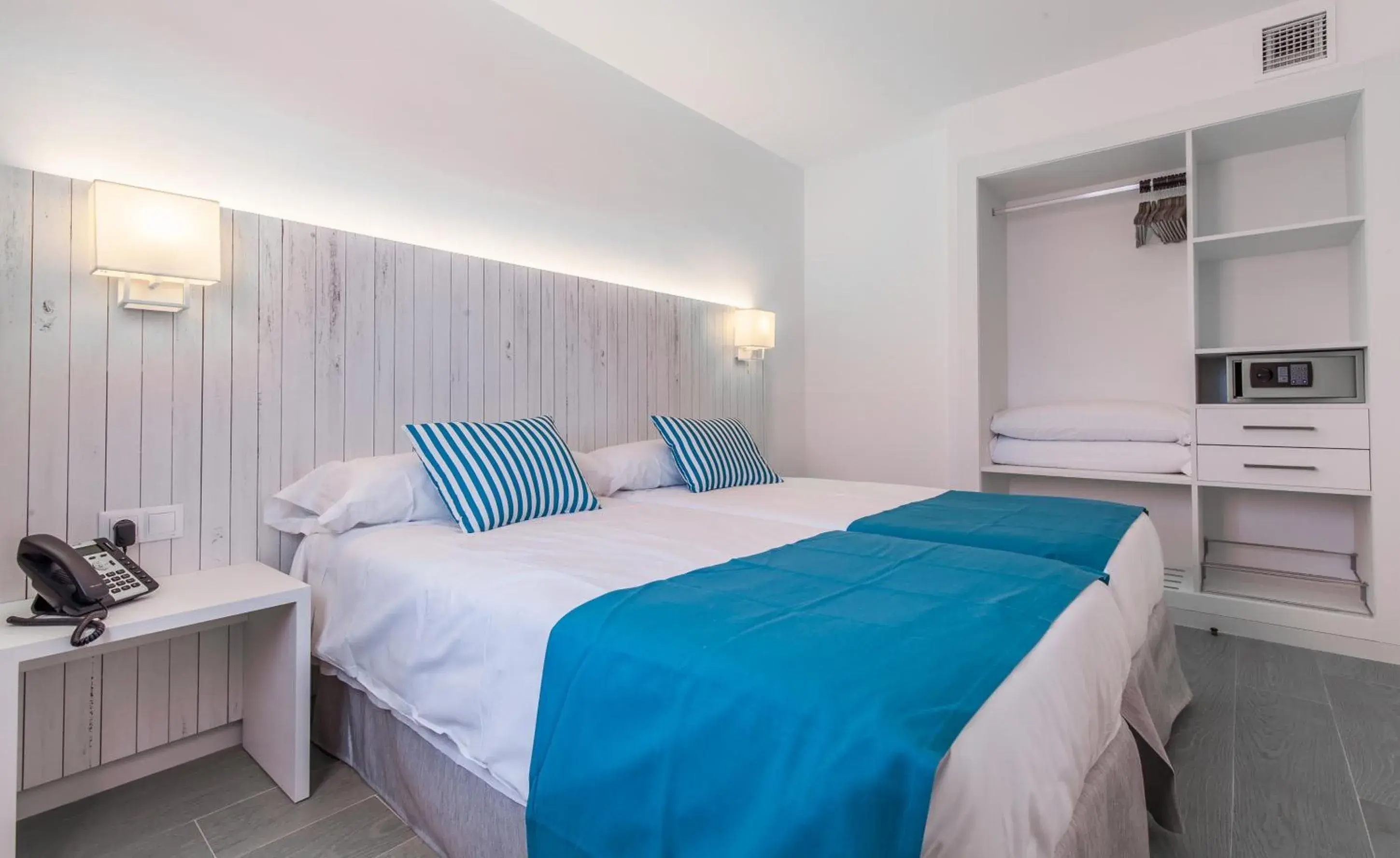 Bedroom, Bed in BLUESEA Gran Playa Bedroom, Bed in BLUESEA Gran Playa