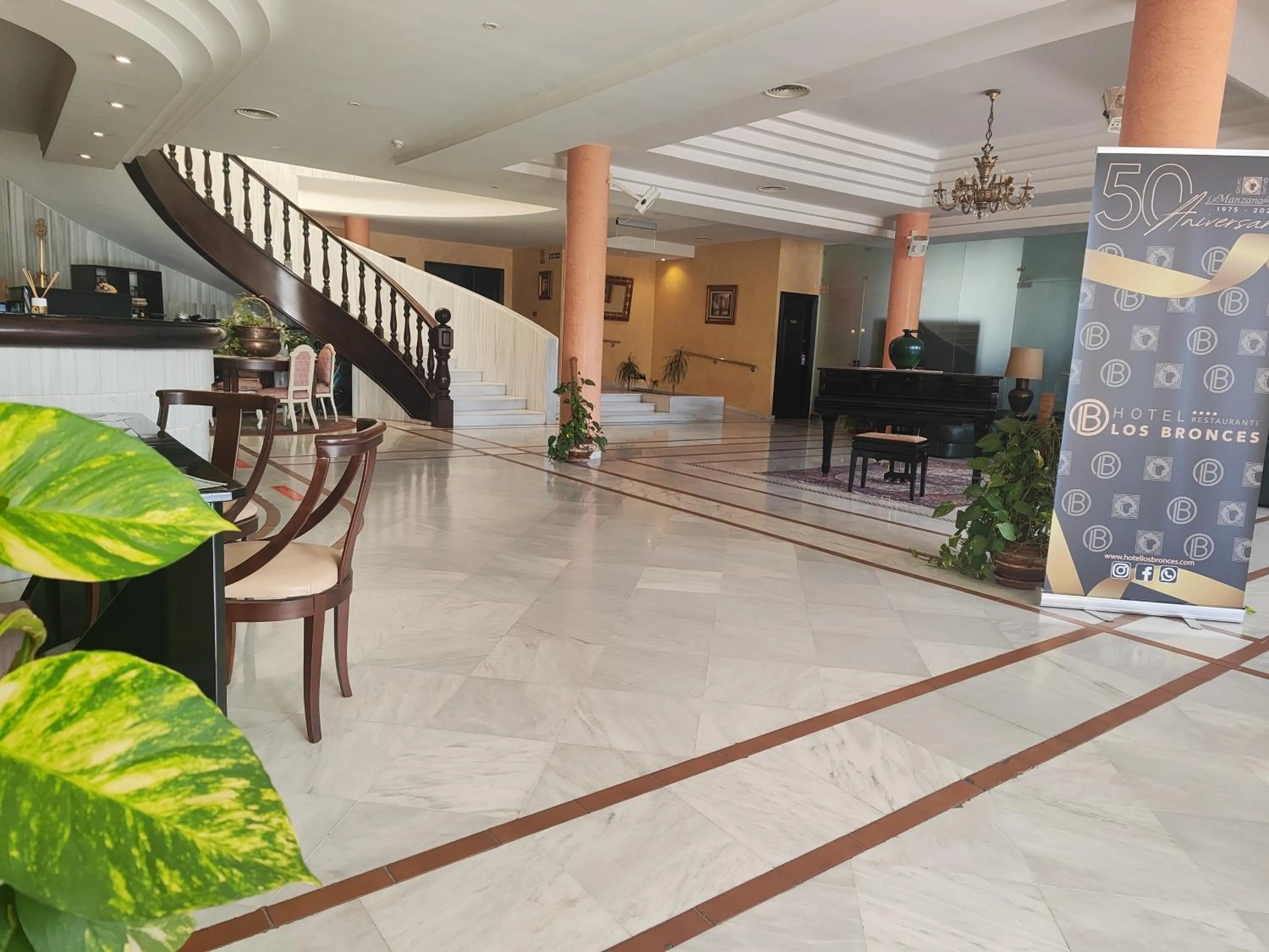 Lobby or reception in Los Bronces
