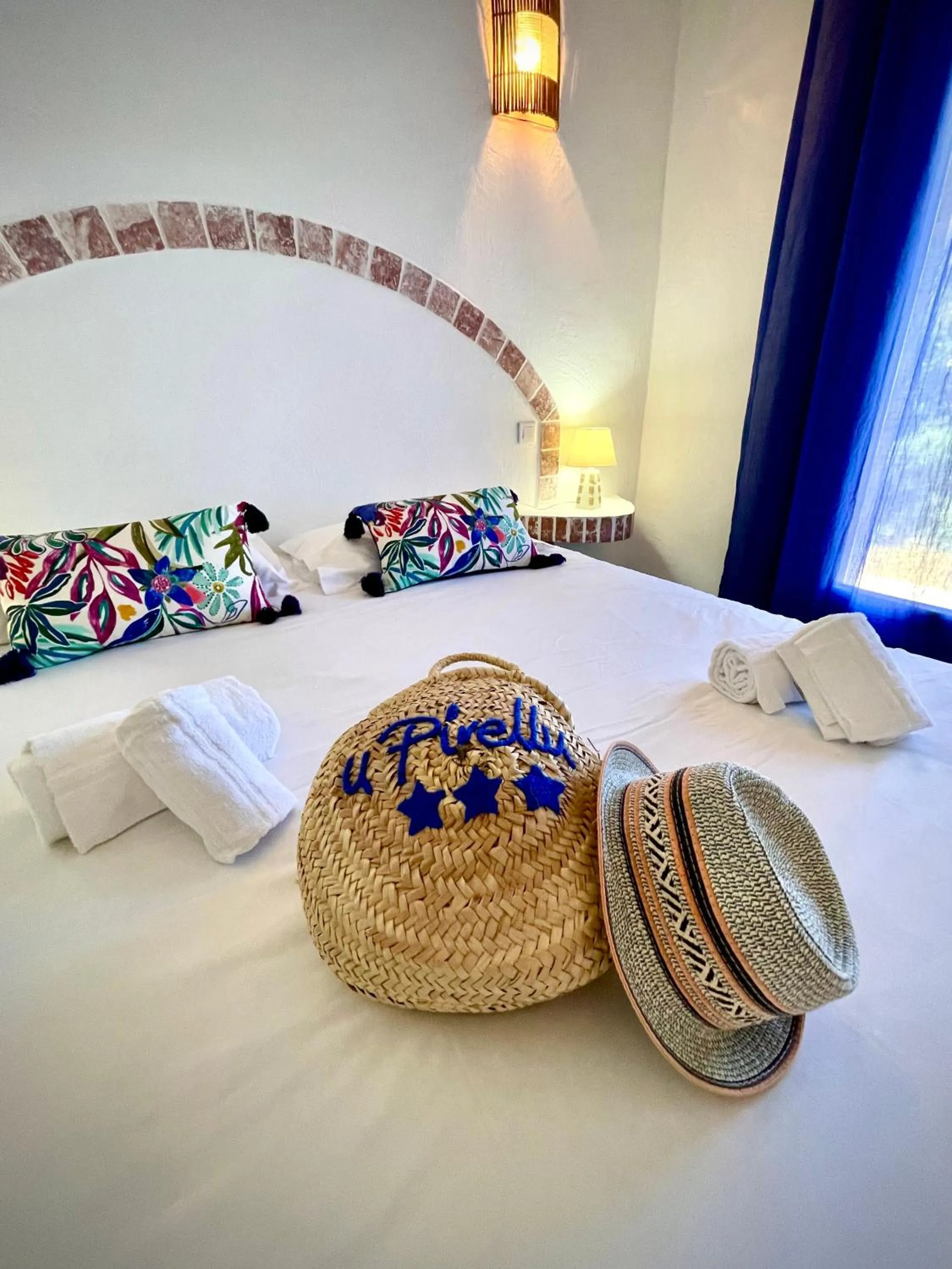 Photo of the whole room, Bed in Résidence U Pirellu