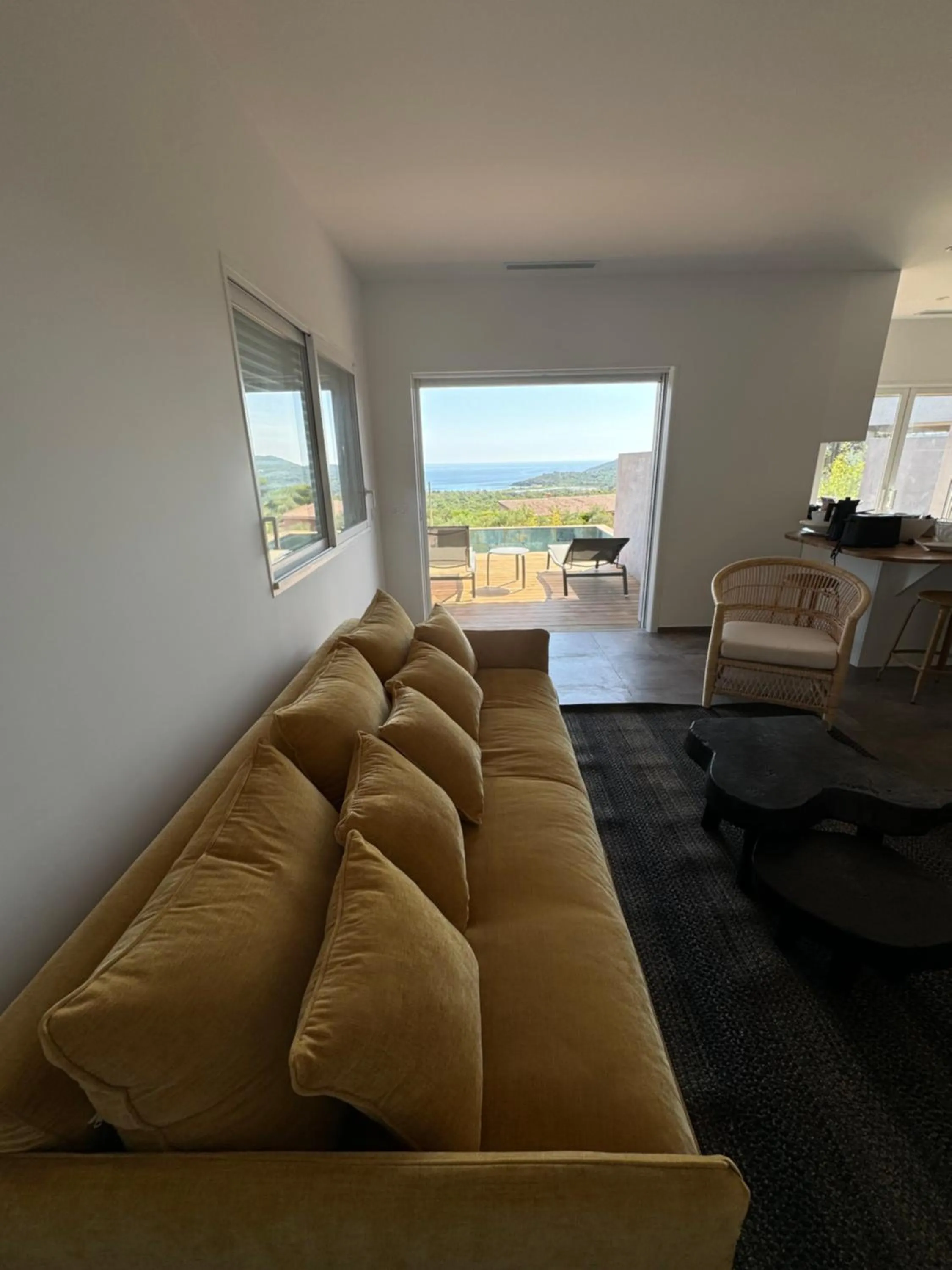 Living room in Résidence U Pirellu