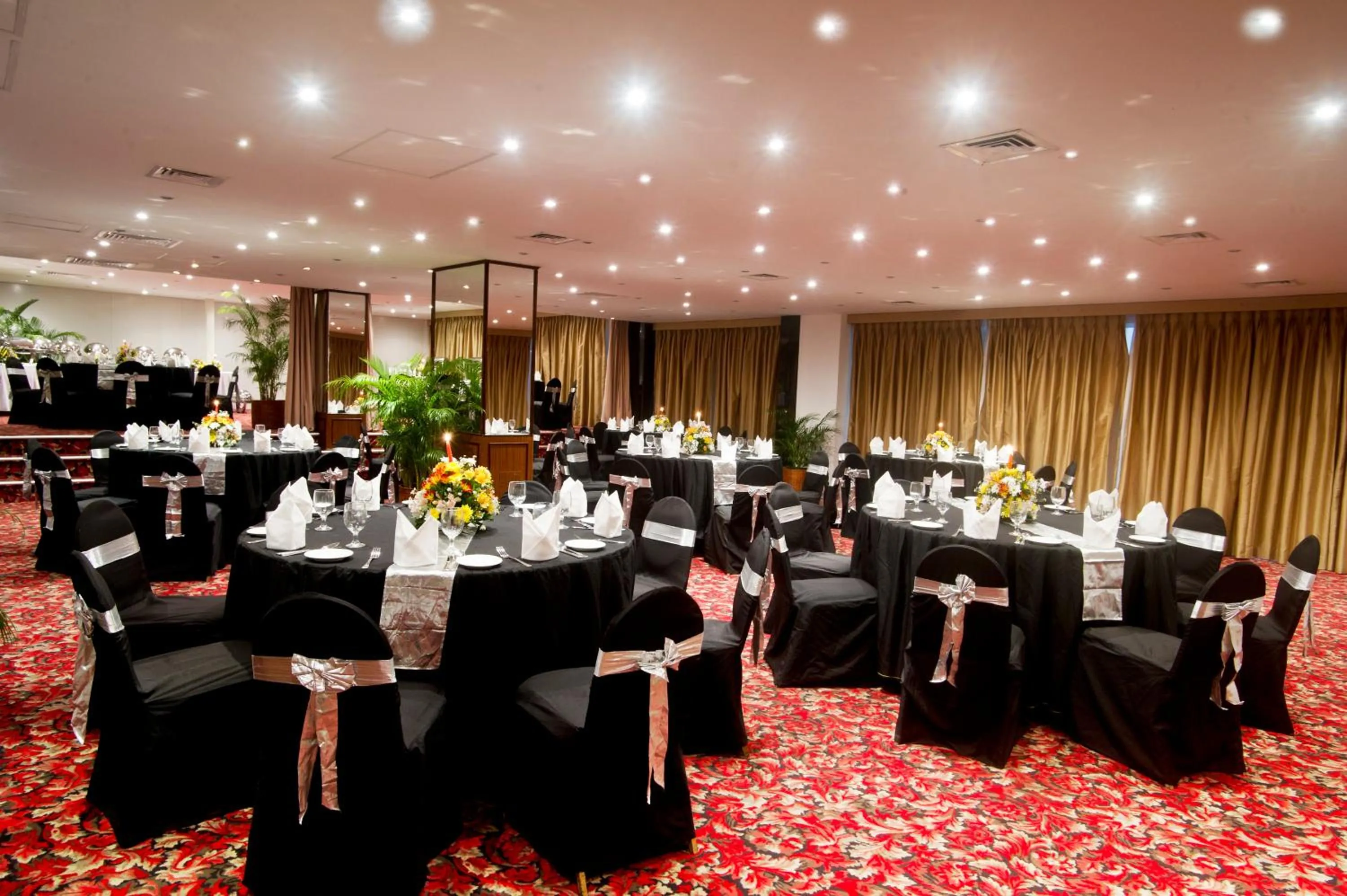 Banquet/Function facilities in Global Towers Hotel & Apartments
