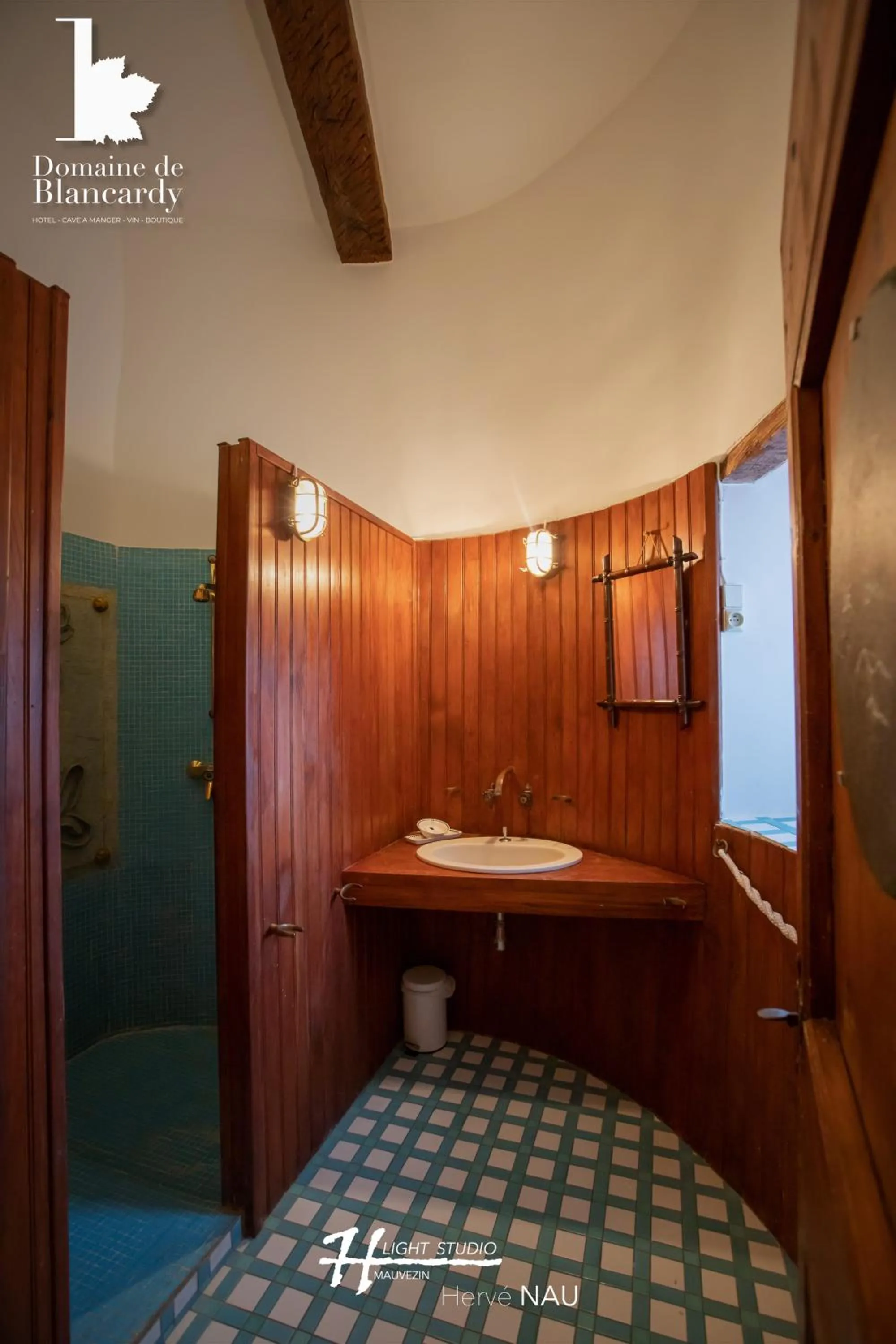 Bathroom in Domaine De Blancardy
