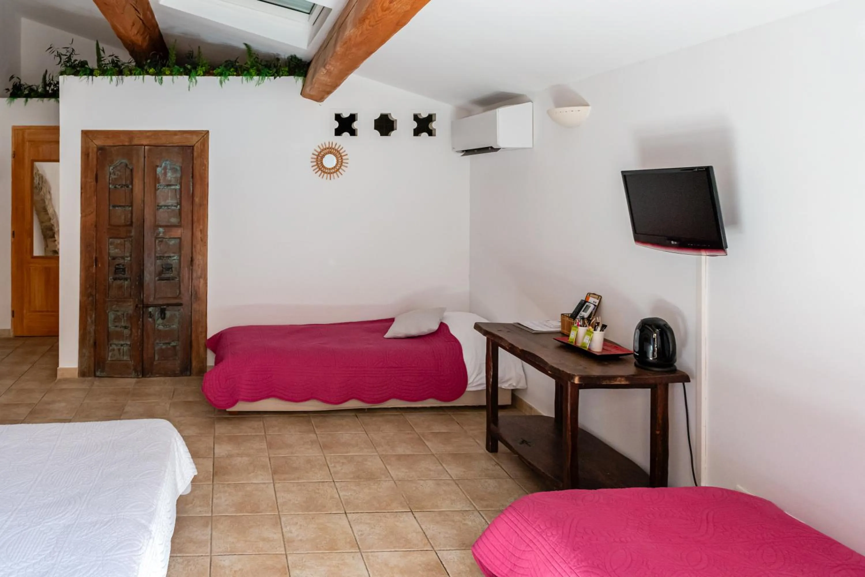 Bedroom, Bed in Domaine De Blancardy