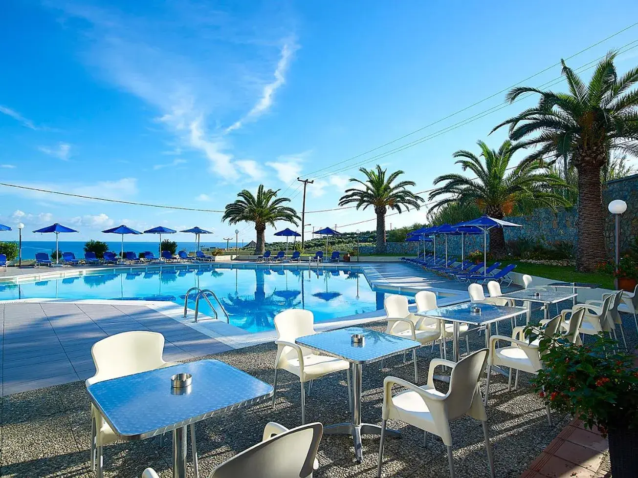 Pool view in Eleftheria Hotel Pool view in Eleftheria Hotel