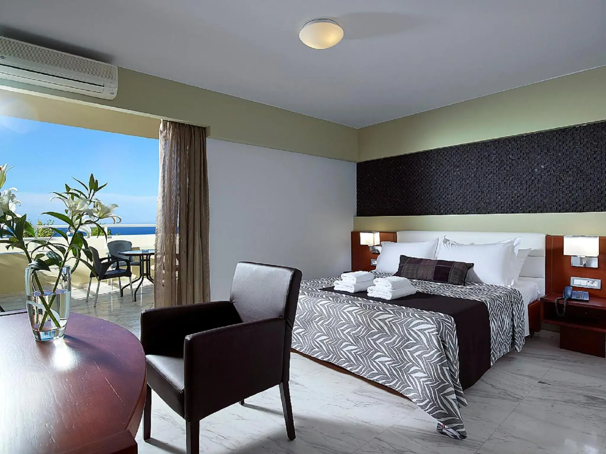 Photo of the whole room, Bed in Eleftheria Hotel Photo of the whole room, Bed in Eleftheria Hotel