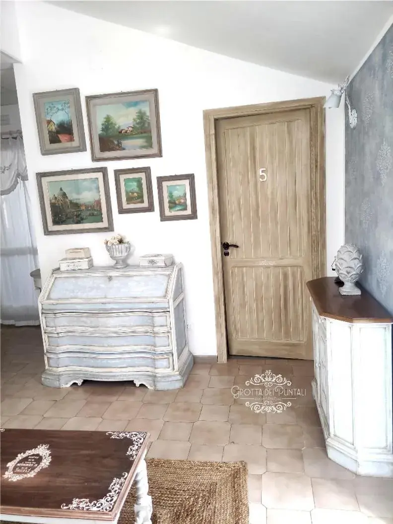 Double Room with Sea View - single occupancy in Grotta dei Puntali B&B Double Room with Sea View - single occupancy in Grotta dei Puntali B&B