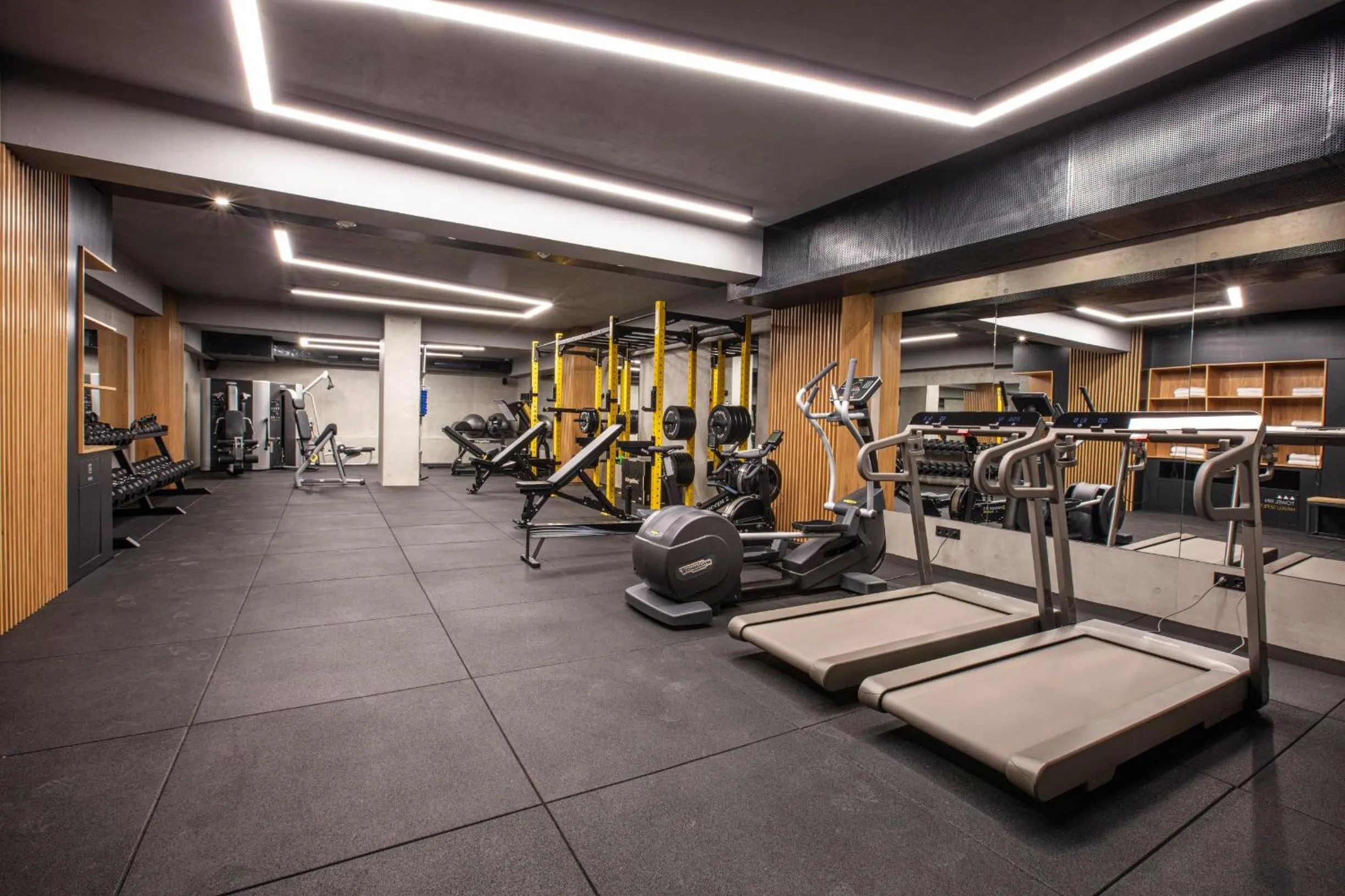 Fitness centre/facilities in Ilayda Avantgarde Hotel