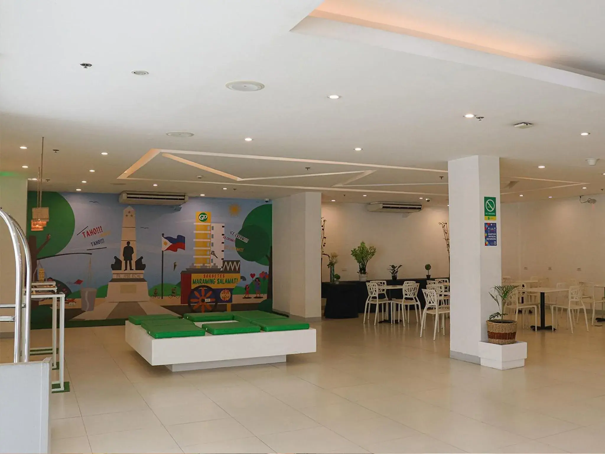 Lobby or reception in Go Hotels Ermita, Manila Lobby or reception in Go Hotels Ermita, Manila