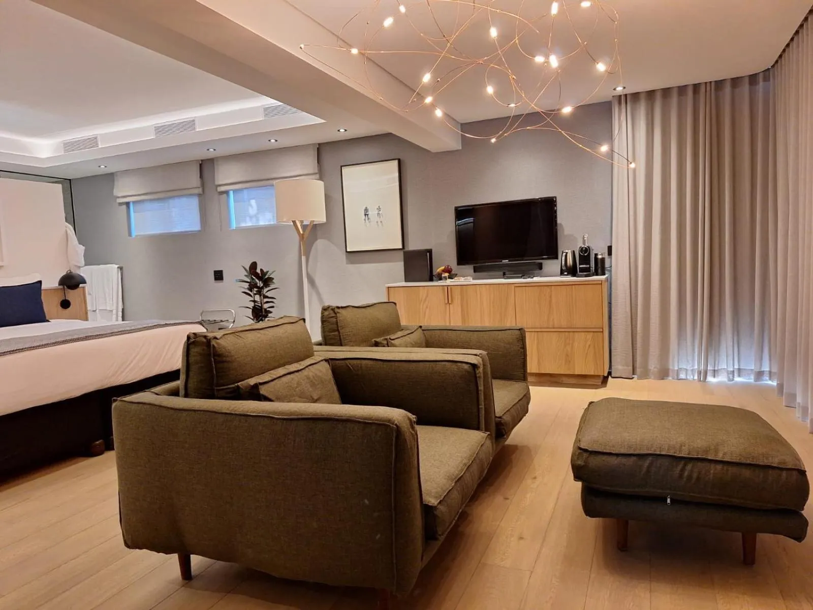 TV and multimedia in Clouds Estate