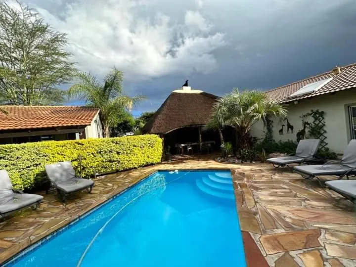 Swimming pool in Kamaku Guesthouse cc