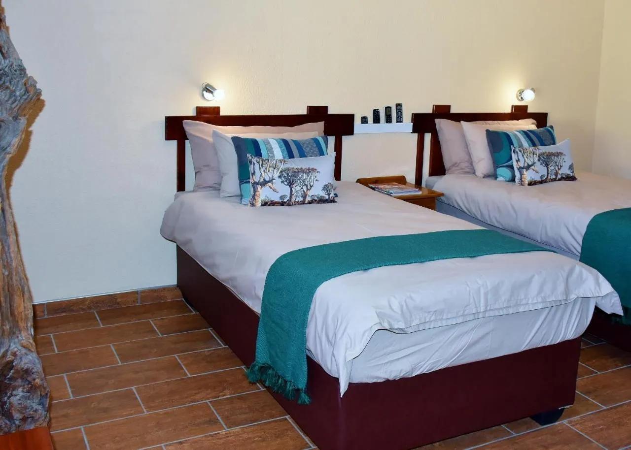 Photo of the whole room, Bed in Kamaku Guesthouse cc