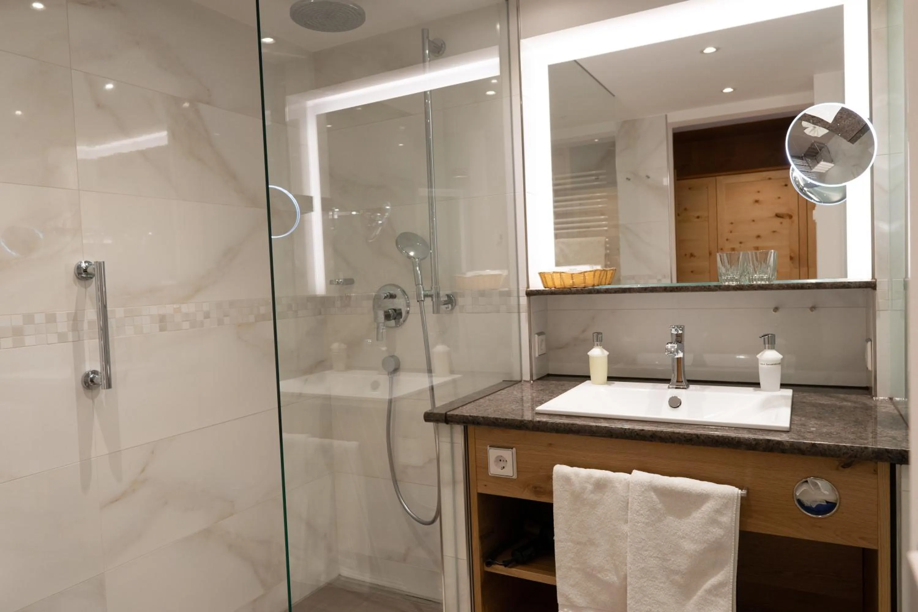 Shower in Hotel Kesslermühle