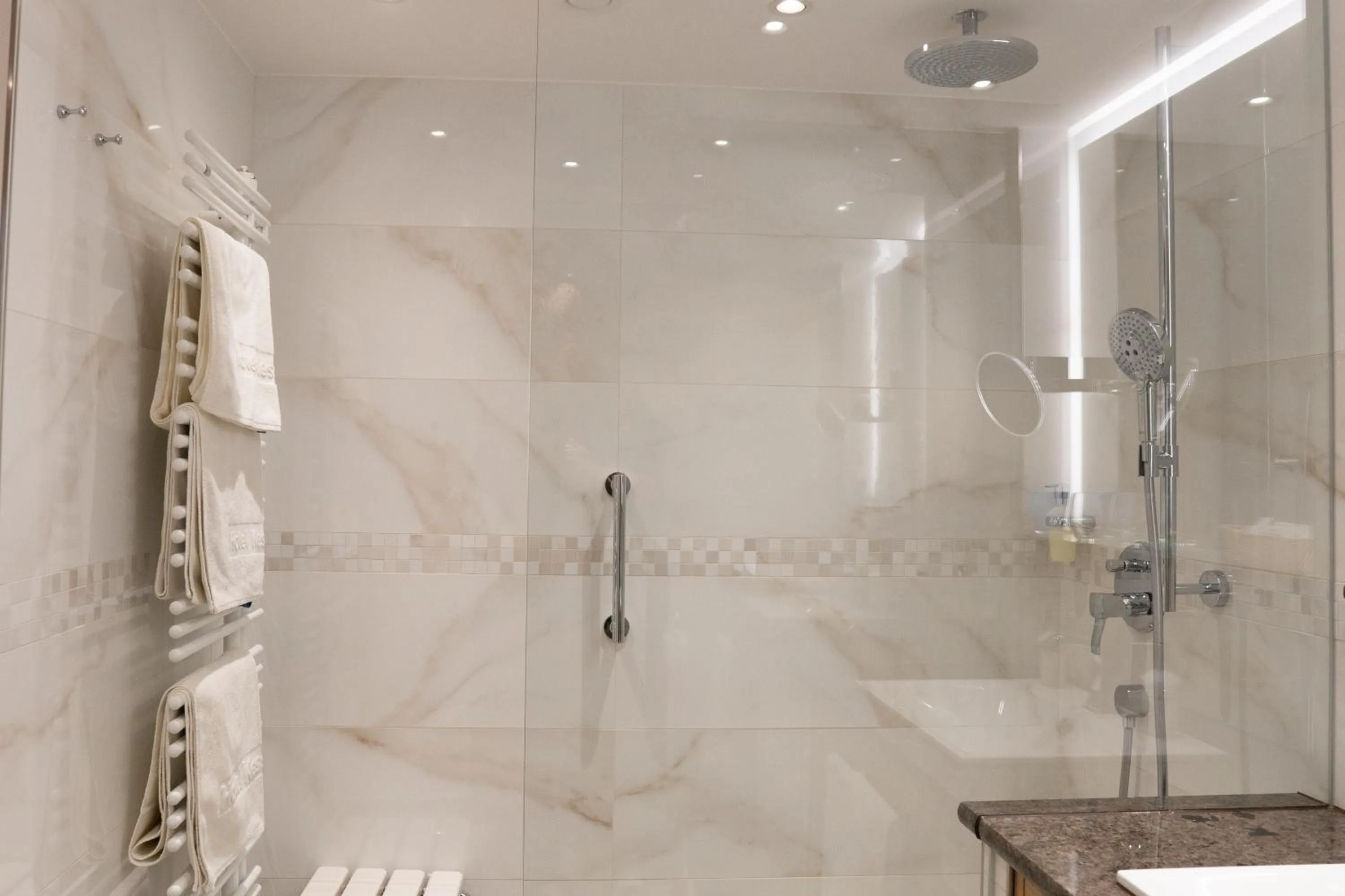 Shower in Hotel Kesslermühle