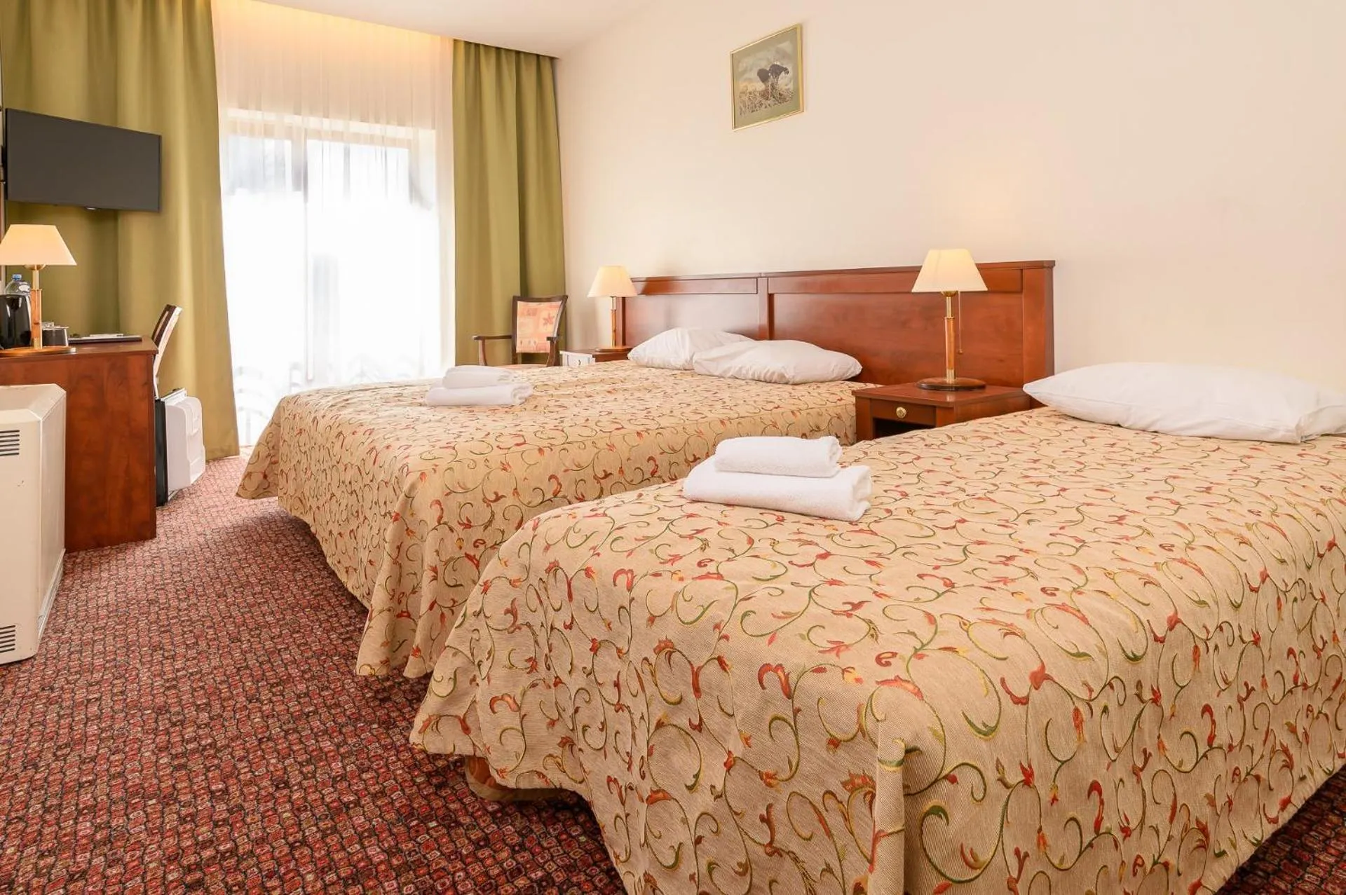 Bedroom, Bed in Regina