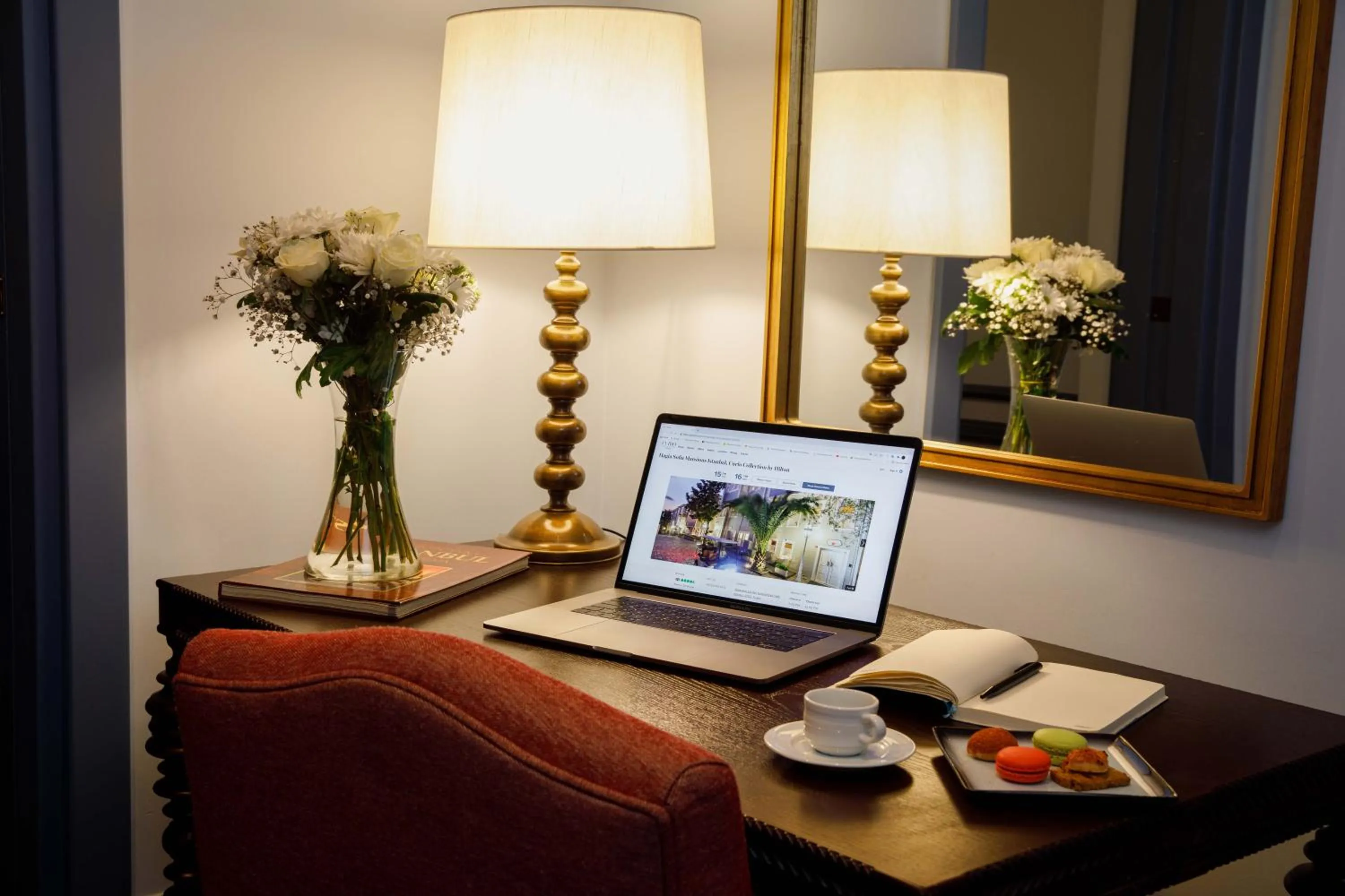 Seating area, Bed in Hagia Sofia Mansions Istanbul, Curio Collection by Hilton
