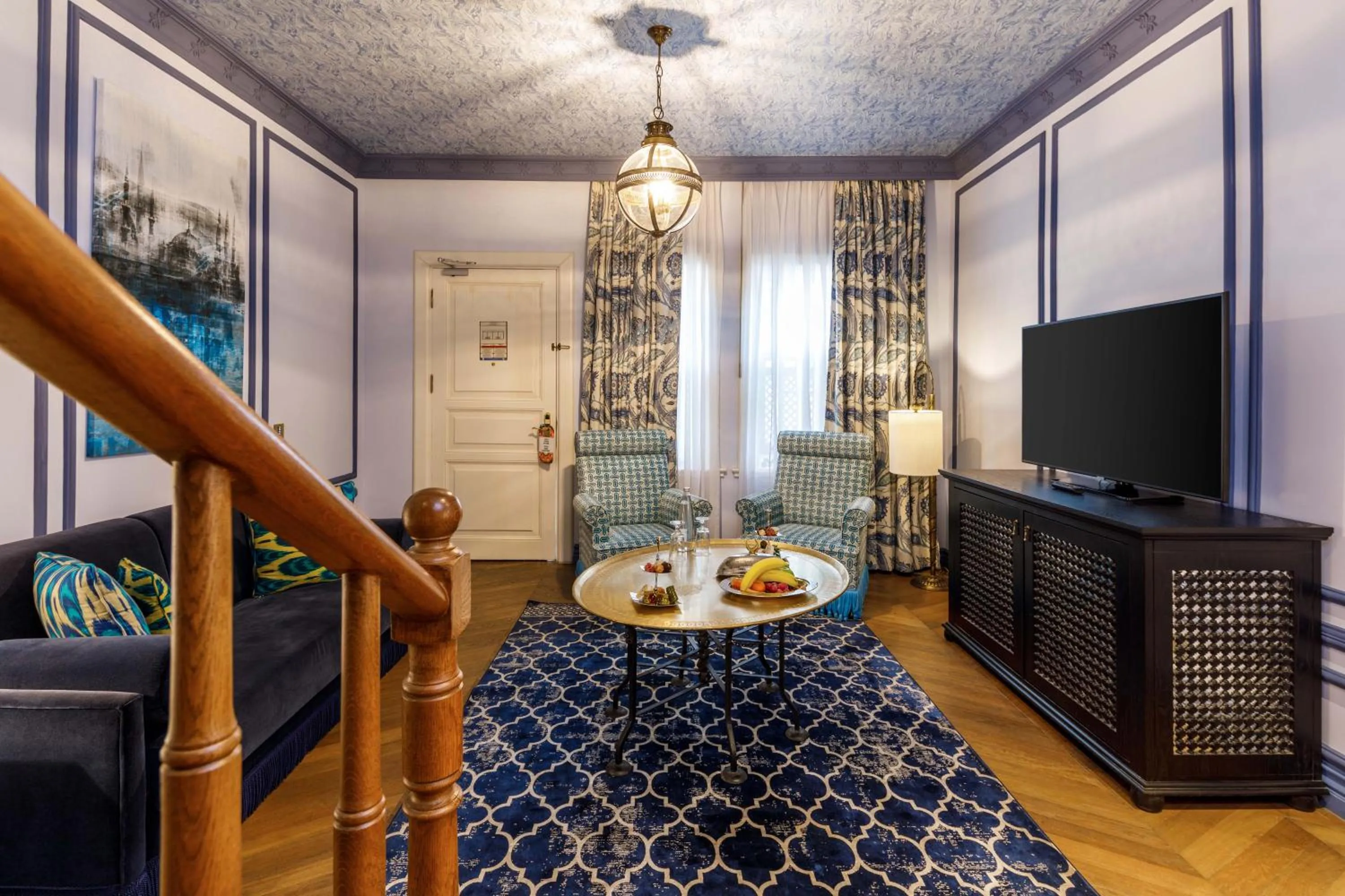 Living room in Hagia Sofia Mansions Istanbul, Curio Collection by Hilton