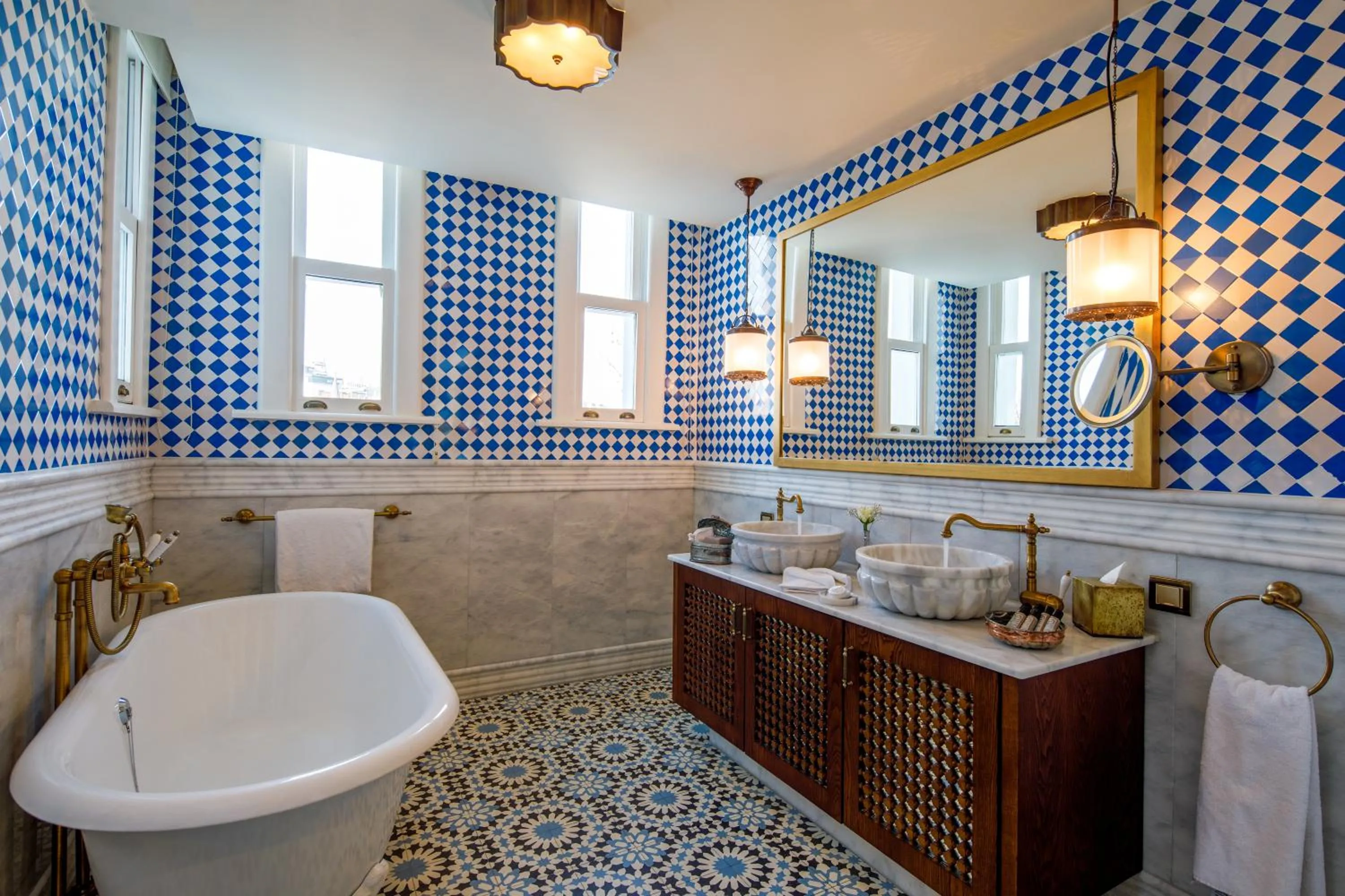 Bathroom in Hagia Sofia Mansions Istanbul, Curio Collection by Hilton
