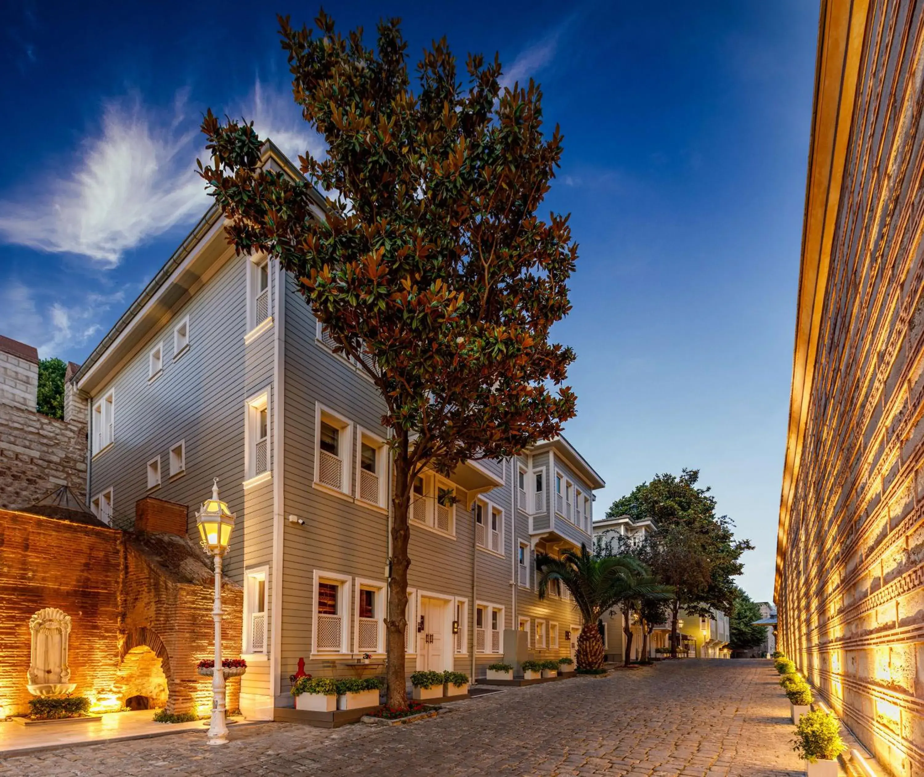 Property building in Hagia Sofia Mansions Istanbul, Curio Collection by Hilton Property building in Hagia Sofia Mansions Istanbul, Curio Collection by Hilton
