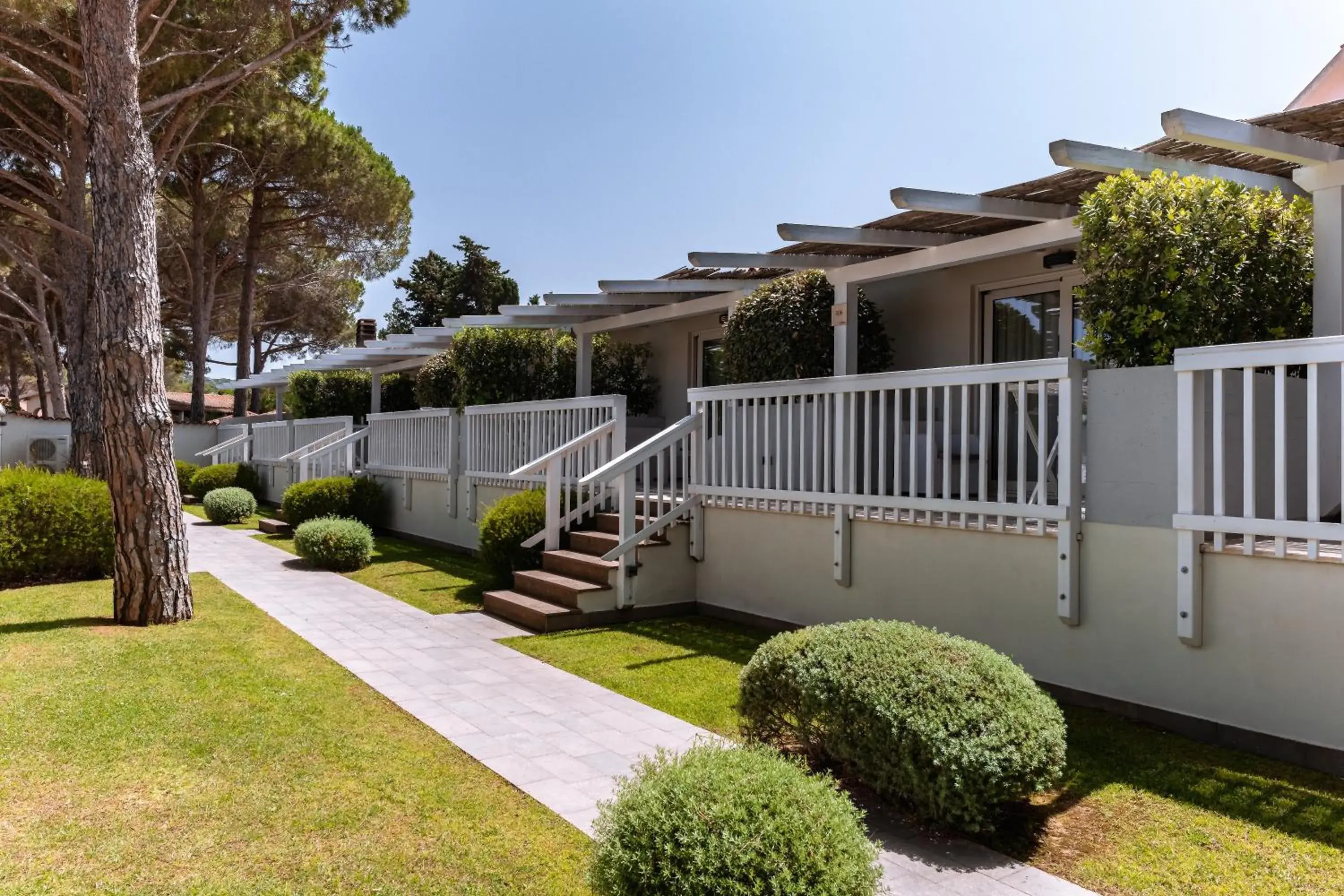 Property building in Club Esse Cala Bitta Property building in Club Esse Cala Bitta